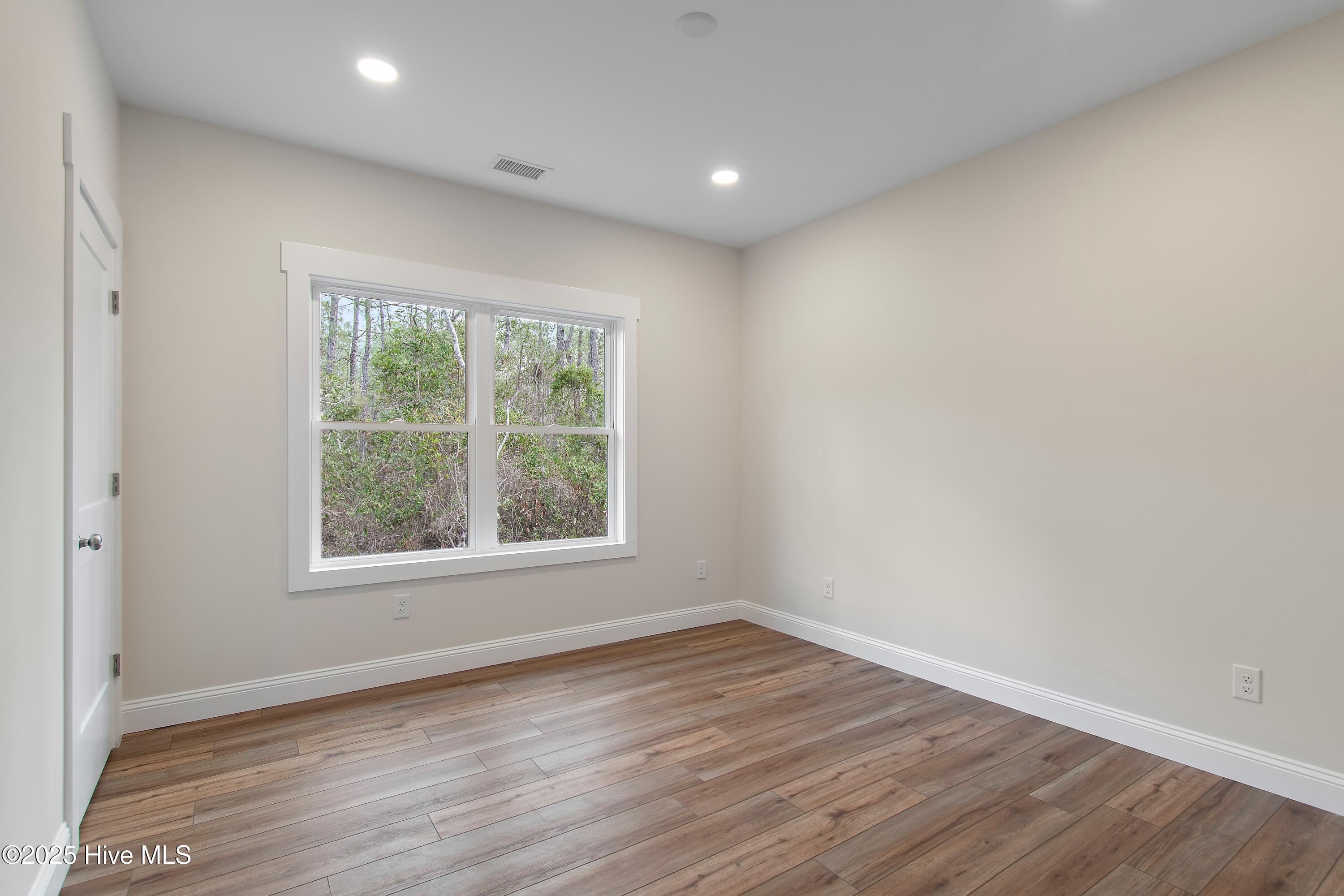 342-356 Drayton Road Property Photo 15