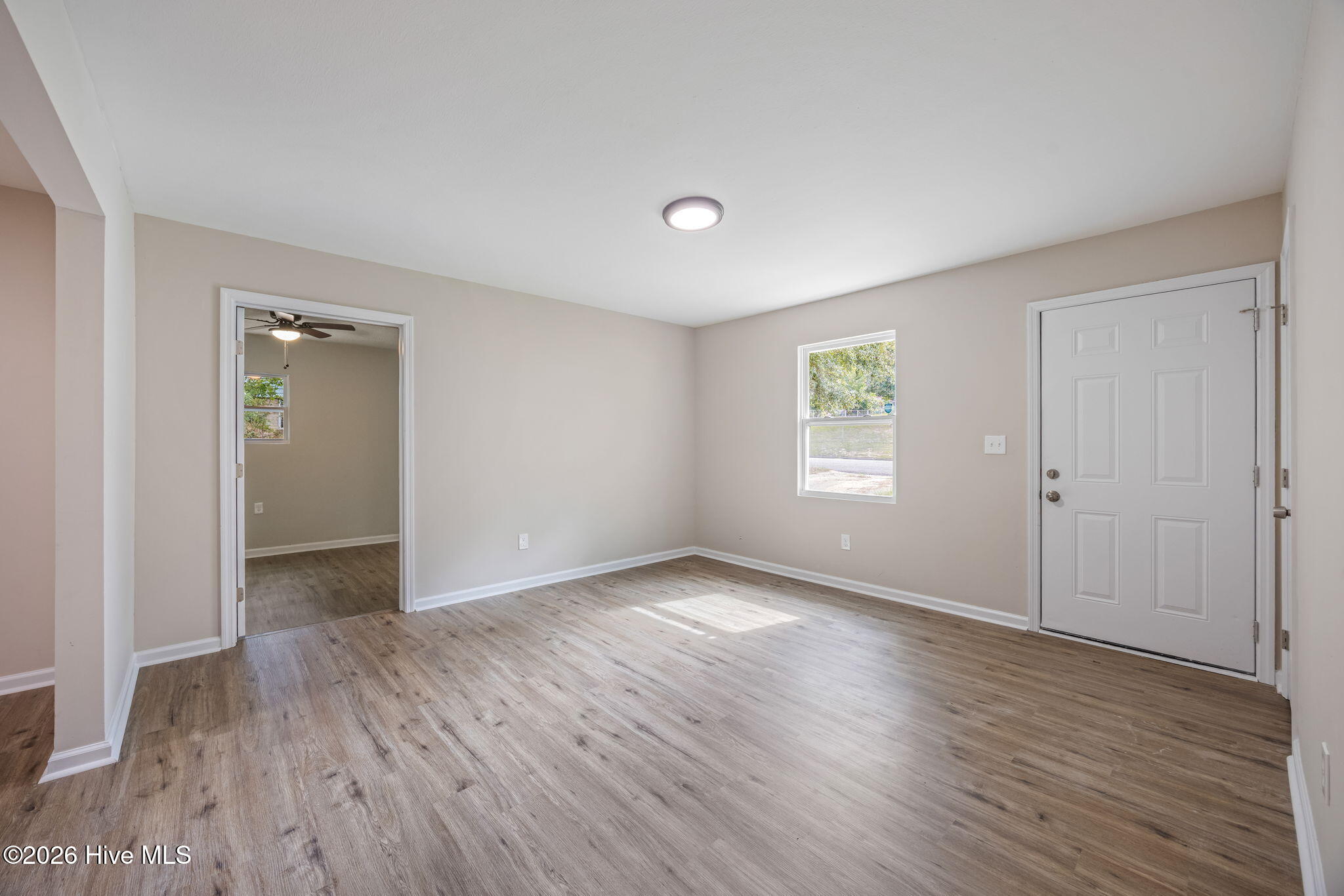 2511 Kensington Drive W Property Photo 10