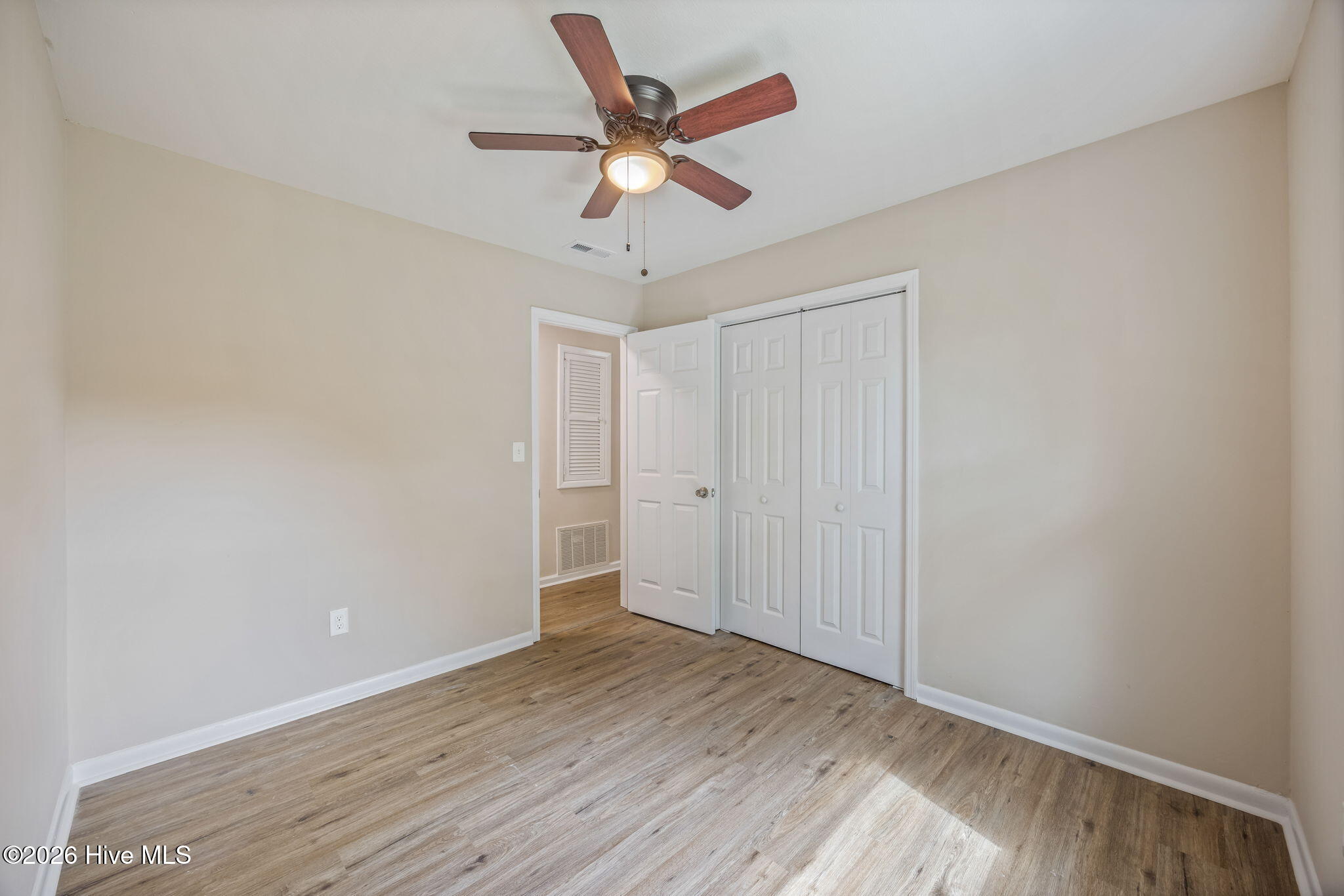 2511 Kensington Drive W Property Photo 29