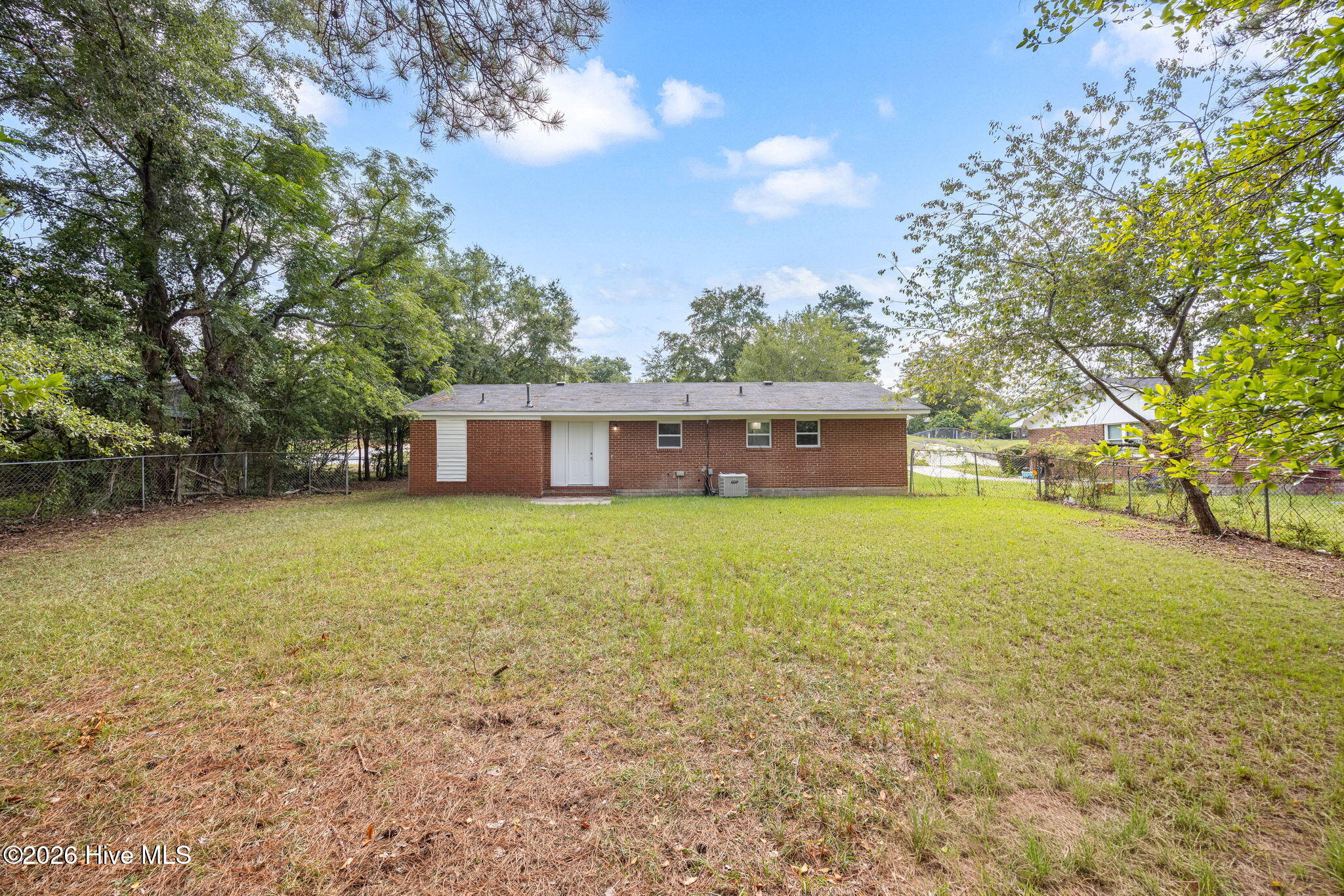 2511 Kensington Drive W Property Photo 33