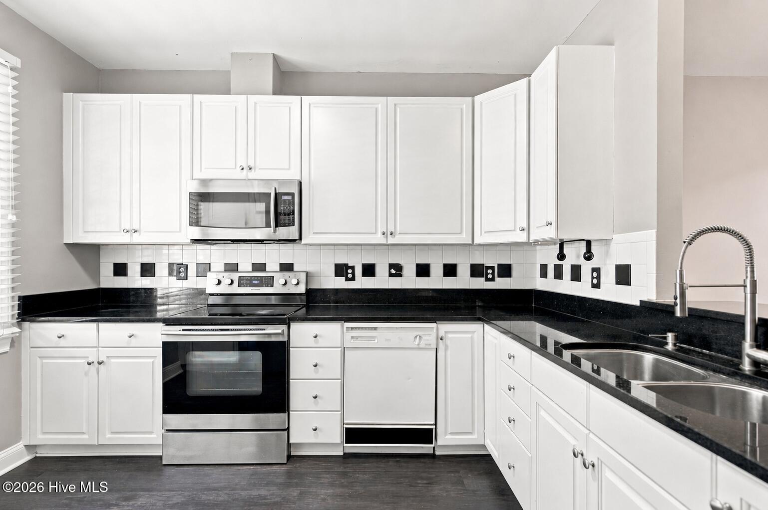 233 Racine Drive Unit 47 Property Photo 6