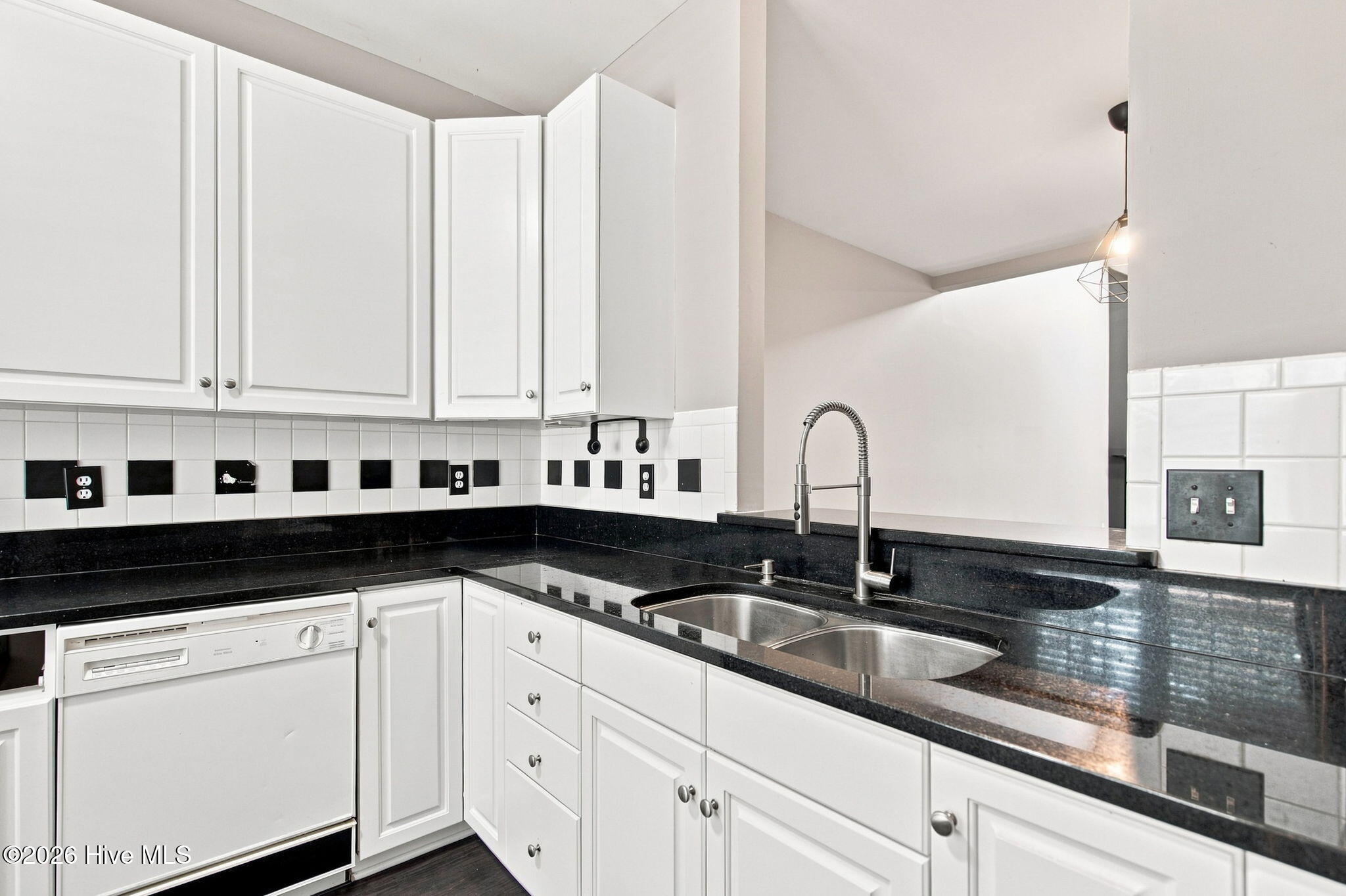 233 Racine Drive Unit 47 Property Photo 8