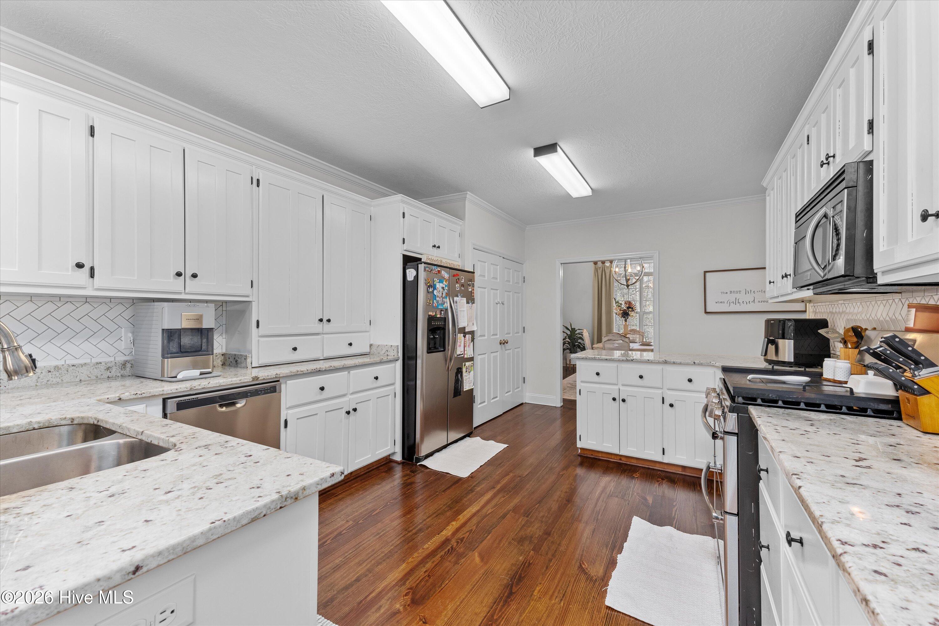 348 Old Sudlow Lake Road Property Photo 8