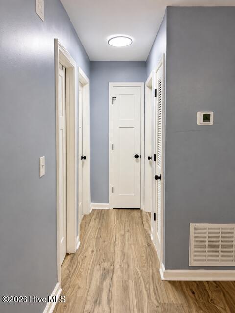 546 Shadowmoor Circle Property Photo 5