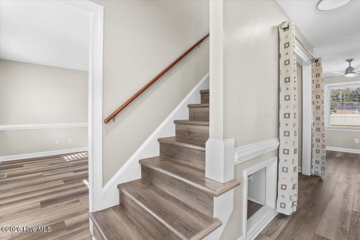 112 Cambridge Drive Property Photo 4