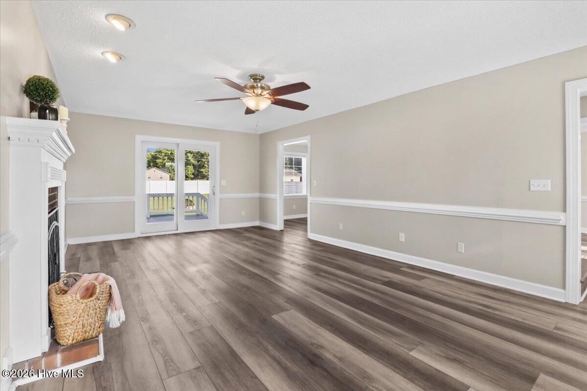 112 Cambridge Drive Property Photo 5