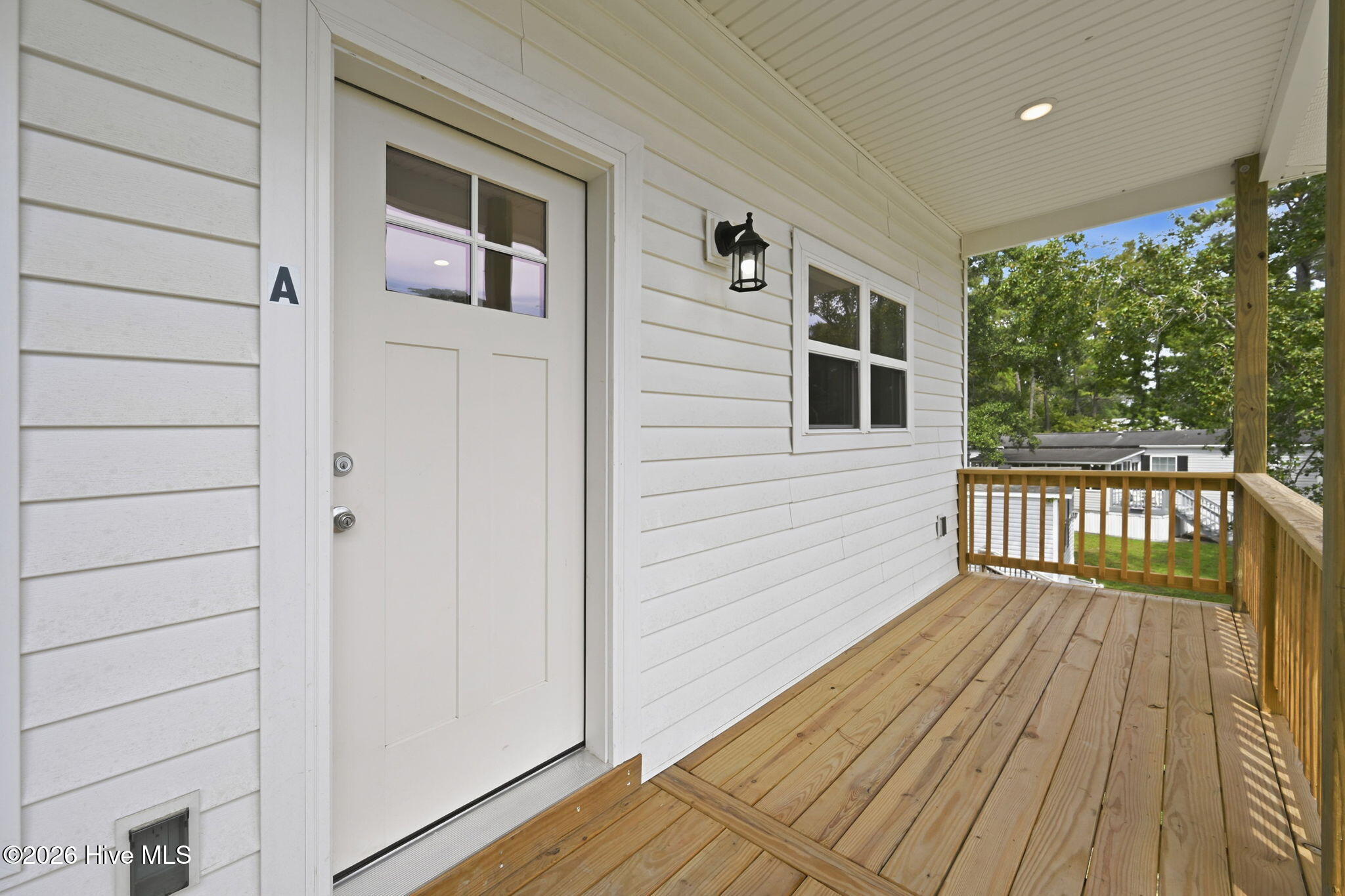 751 Driftwood Drive Property Photo 5