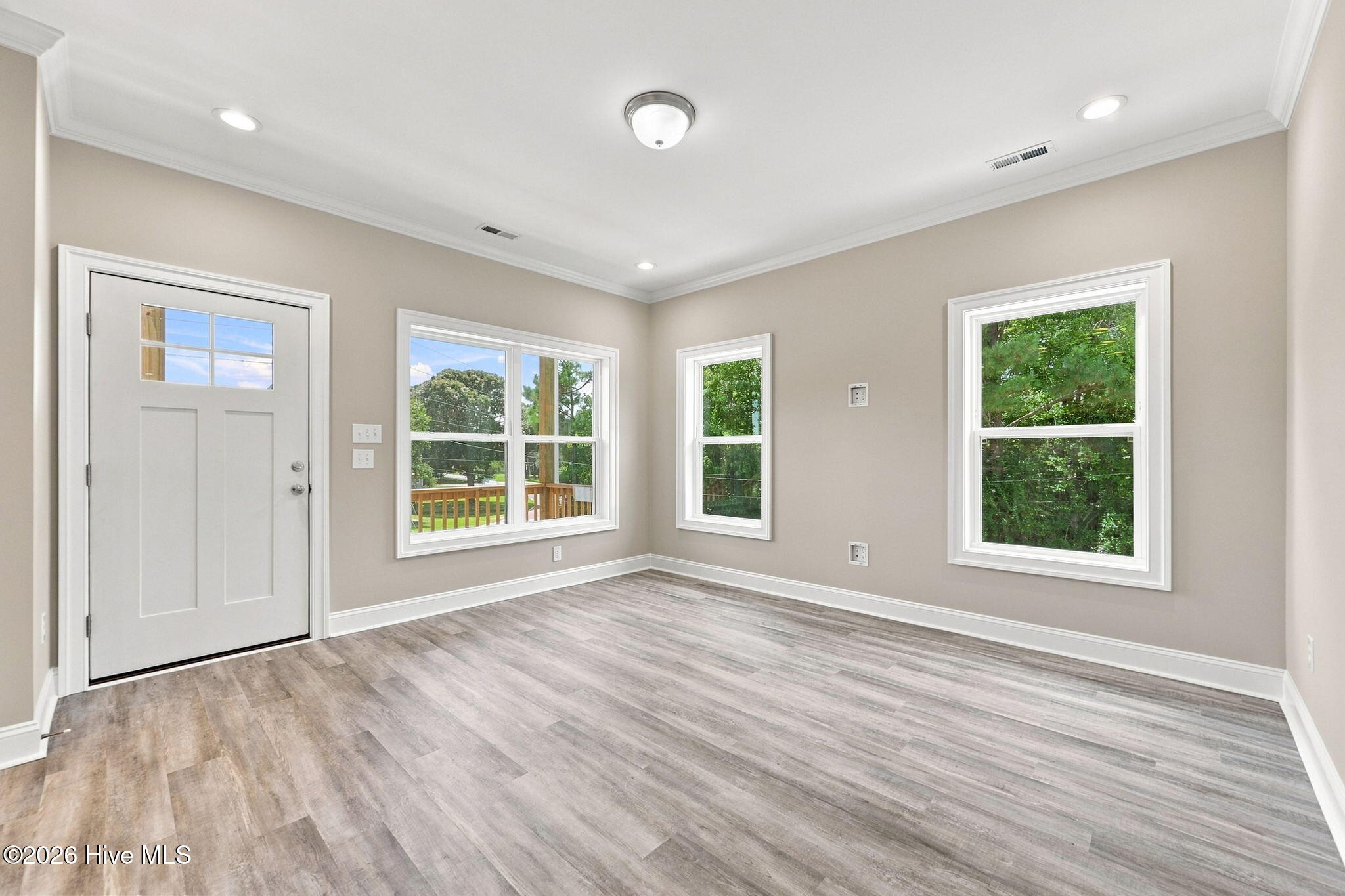 751 Driftwood Drive Property Photo 17