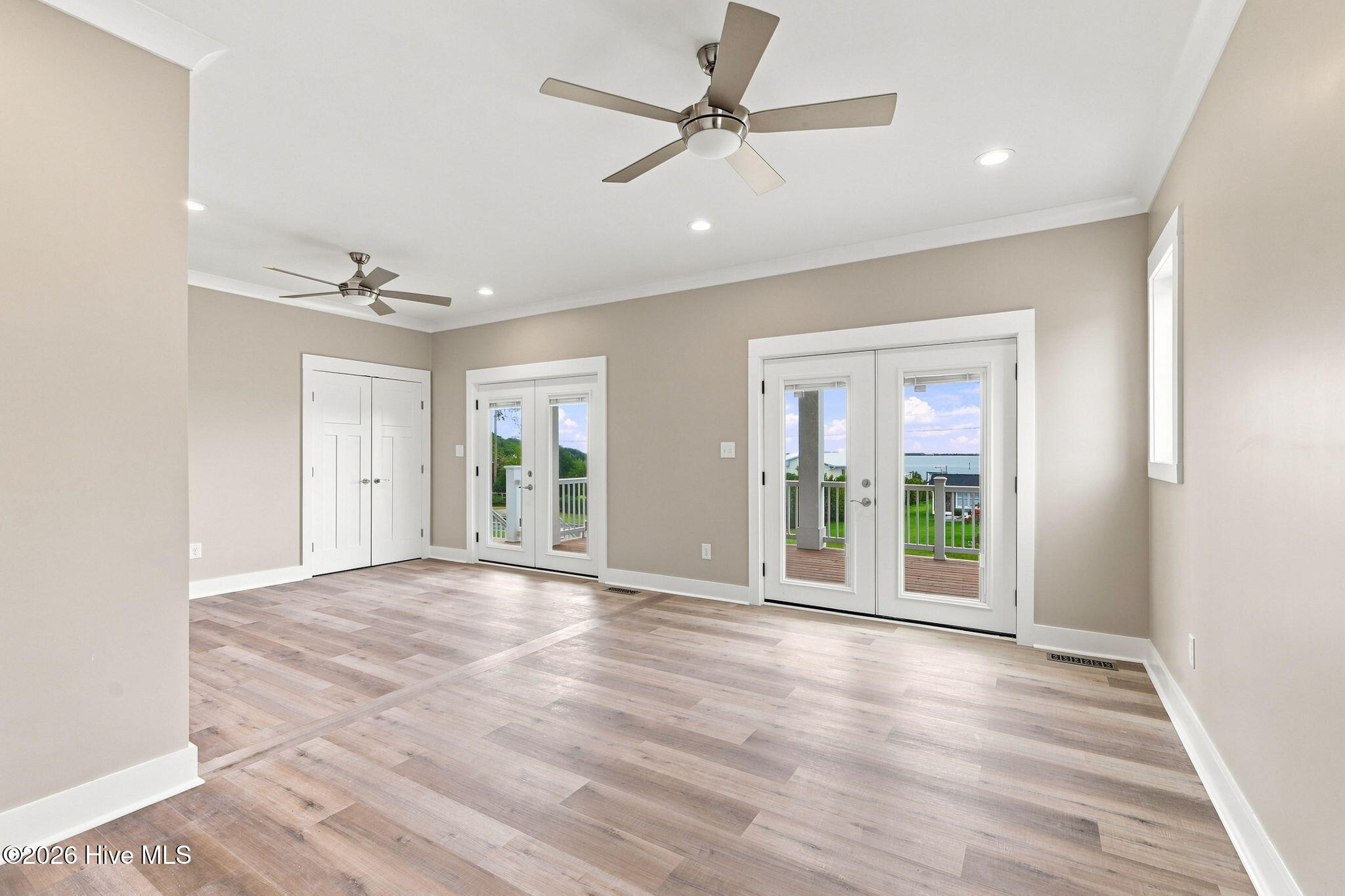 450 Pearson Circle Property Photo 16