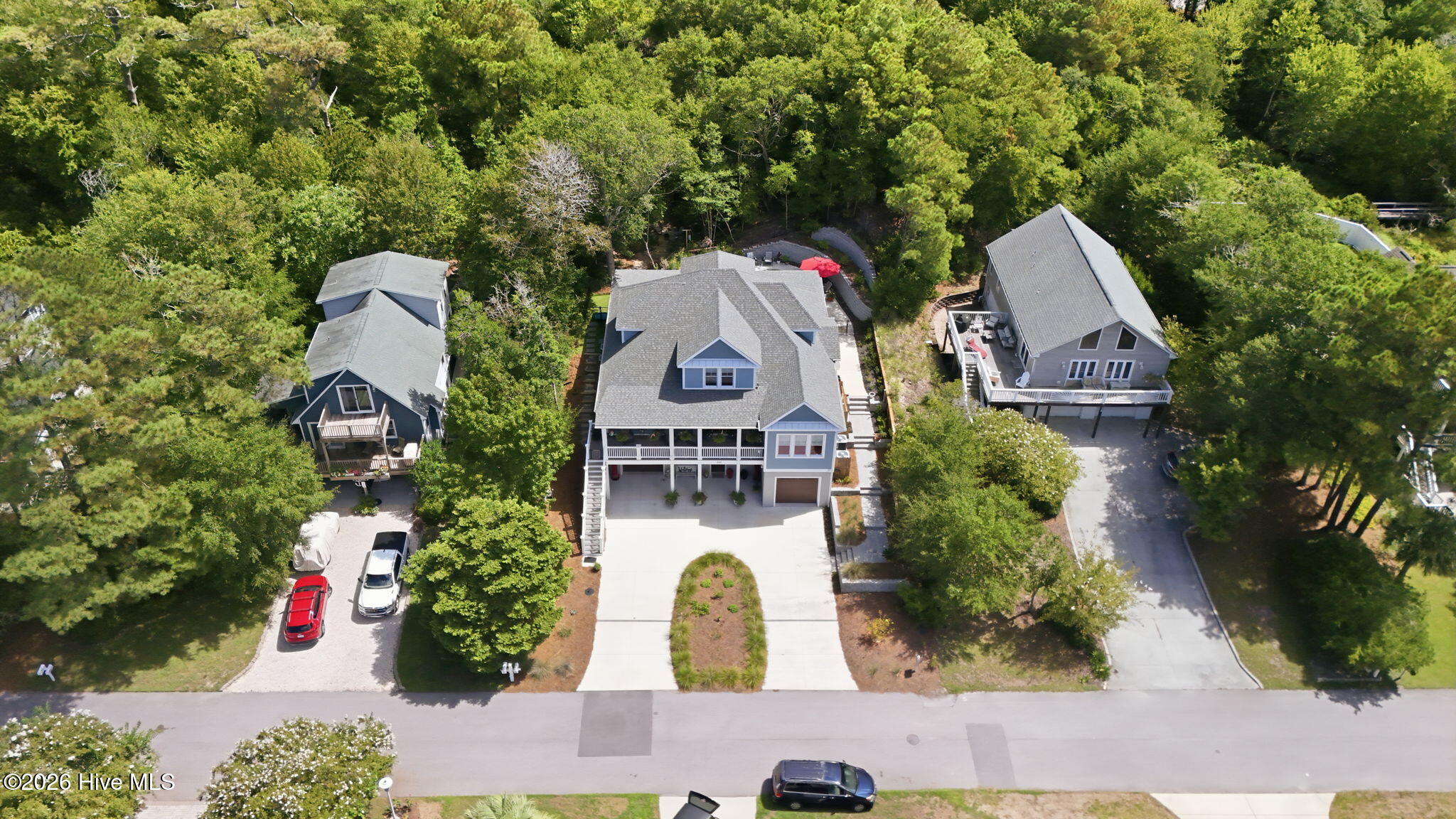 320 Cape Lookout Loop Property Photo 10