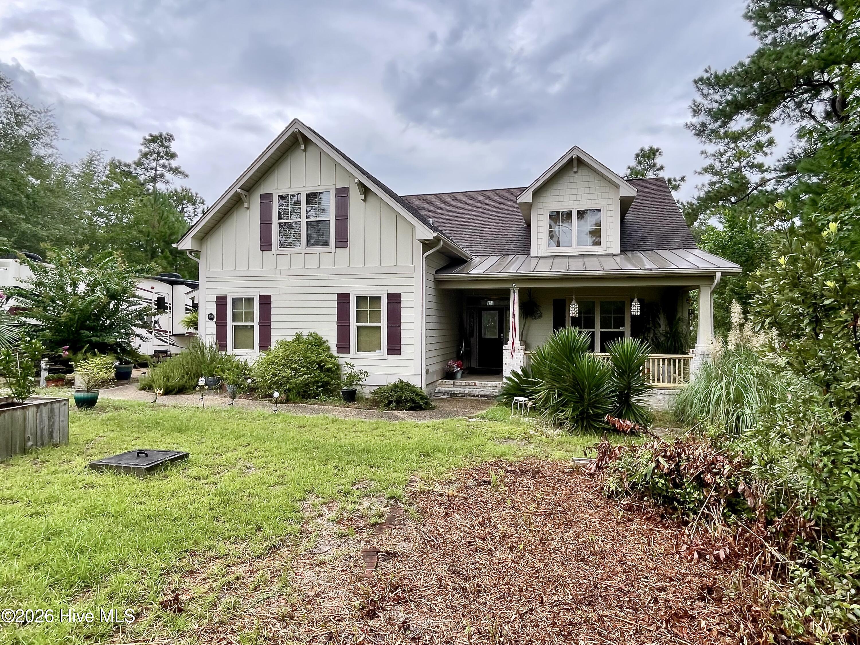 520 Laurinburg Road Property Photo 4
