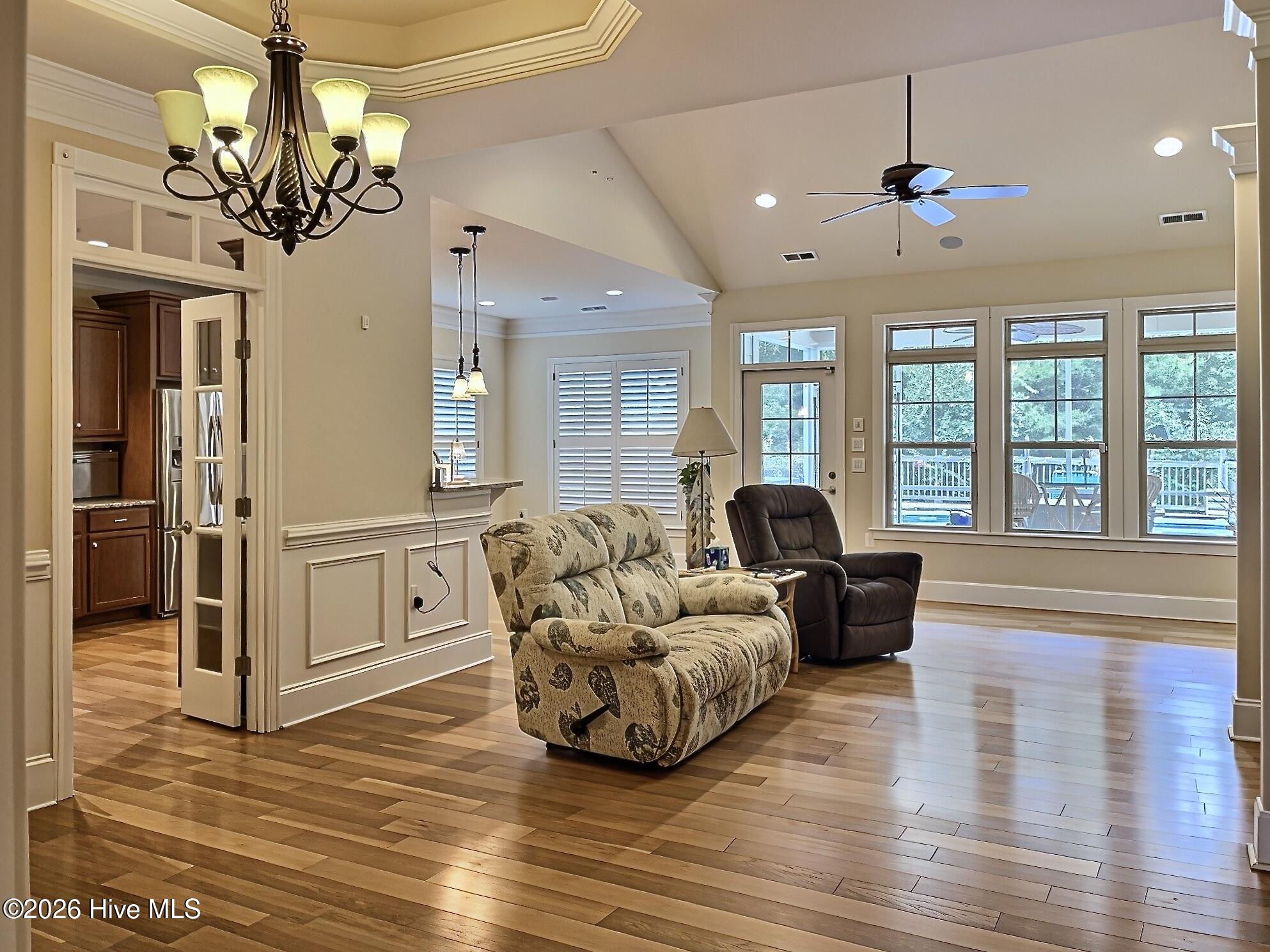 520 Laurinburg Road Property Photo 8
