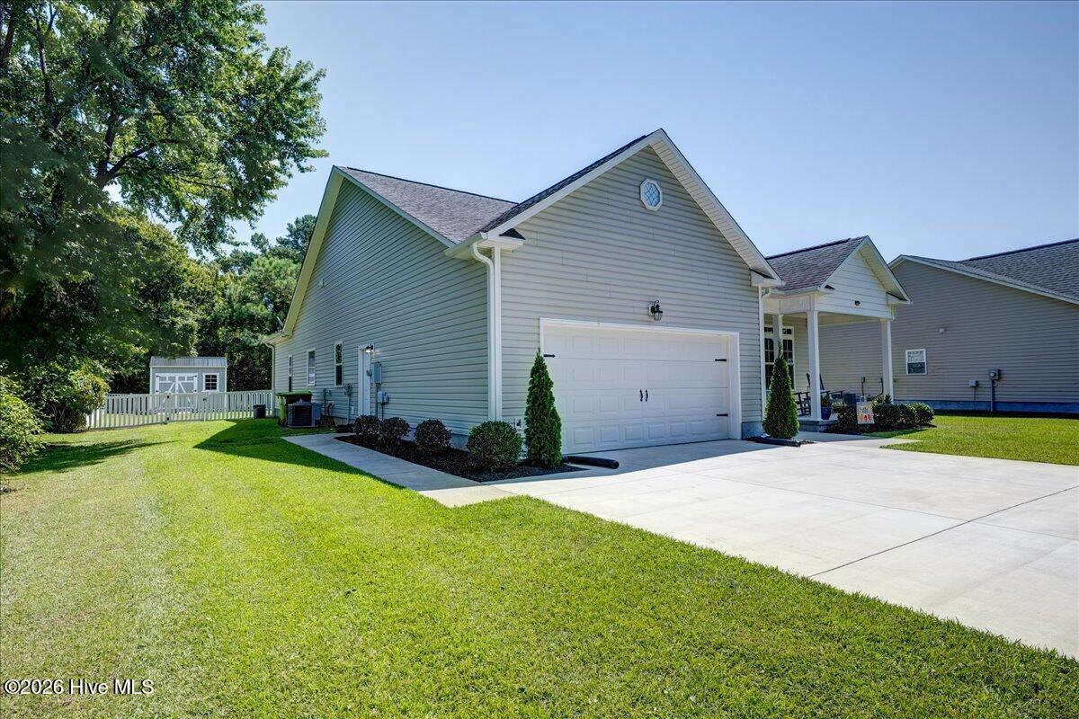 487 Carolina Pines Boulevard Property Photo 4