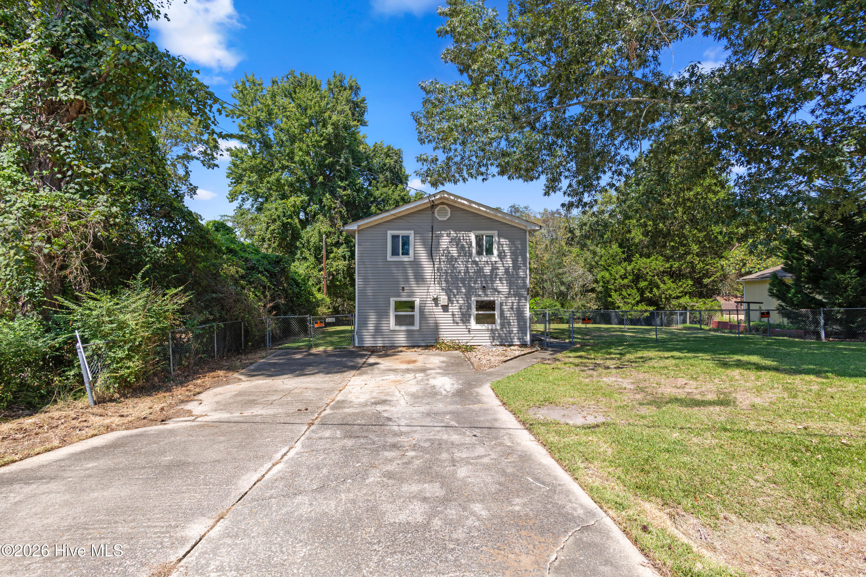 208 Bluegill Circle Property Photo 1