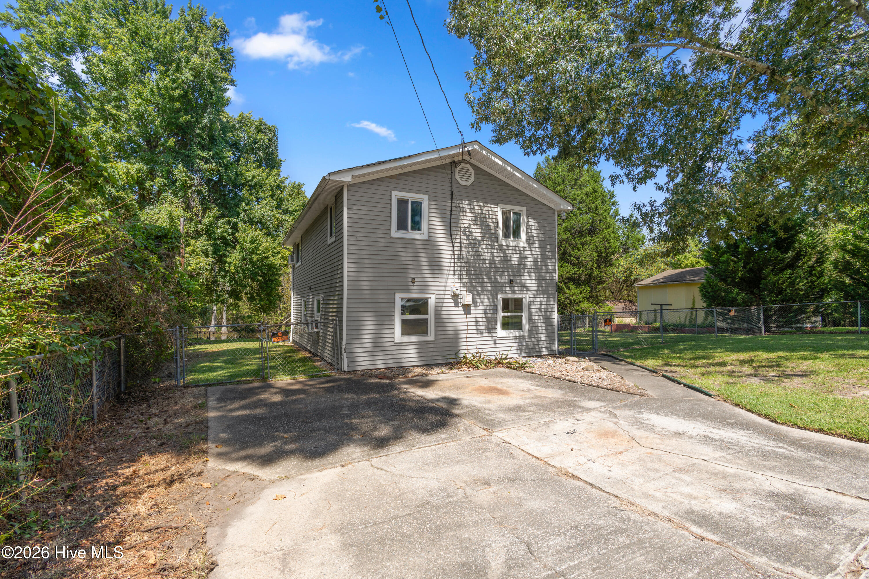 208 Bluegill Circle Property Photo 2