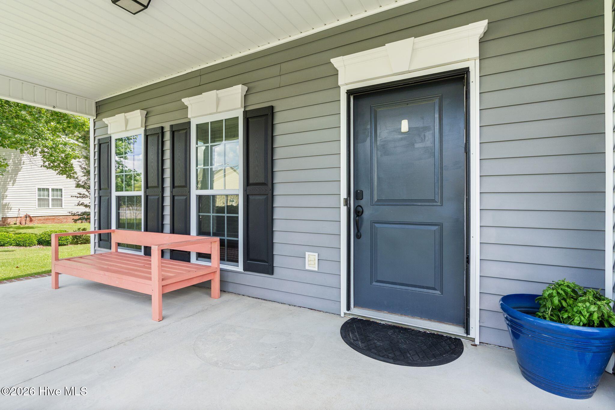301 Palisades Way Property Photo 9