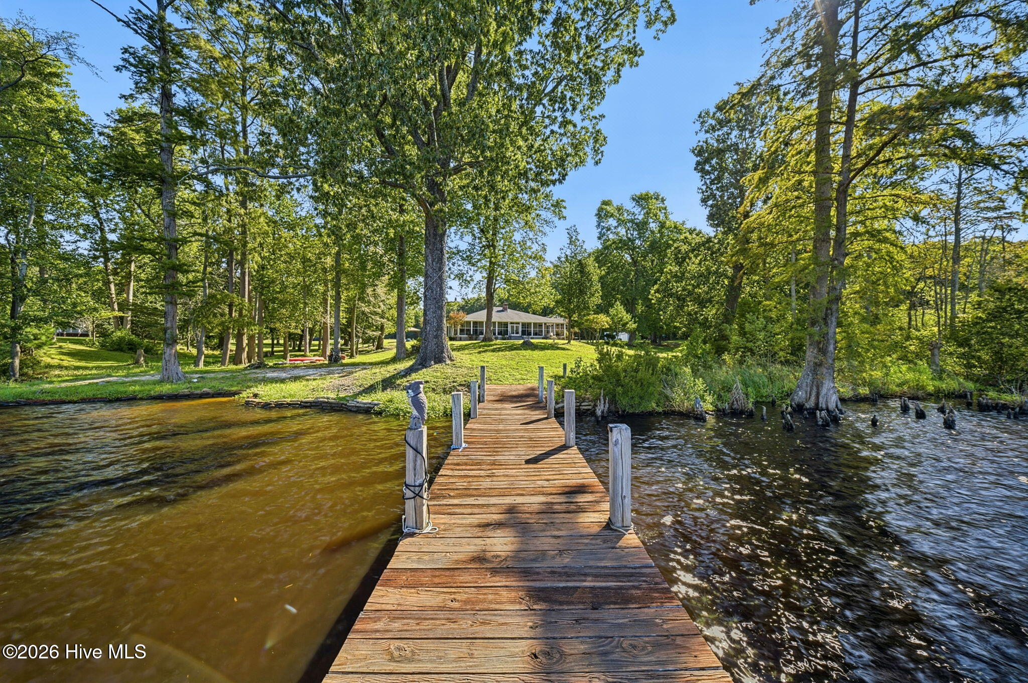 199 Knowles Landing Drive Property Photo 3