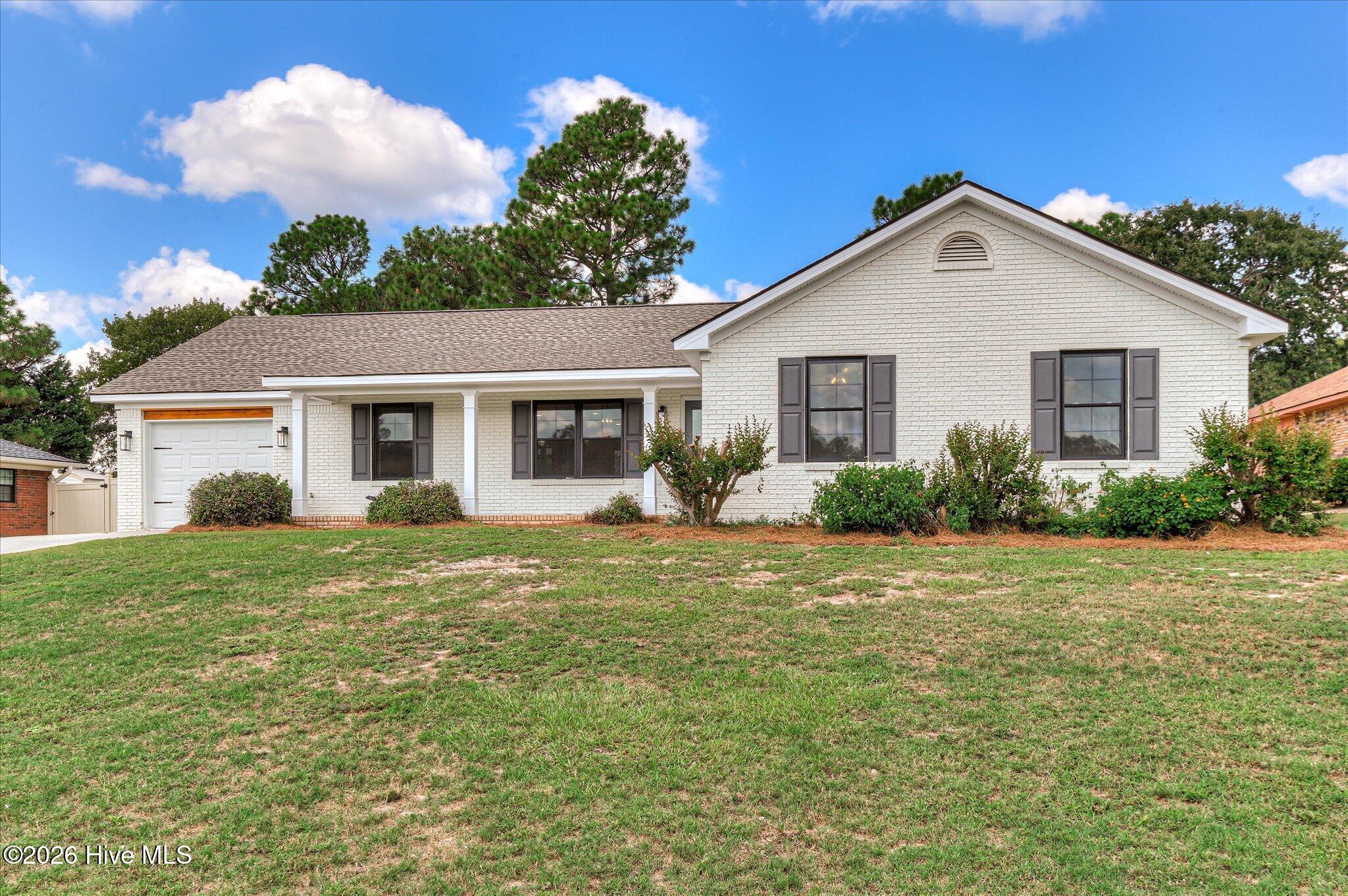 3914 Crest Drive Property Photo 3