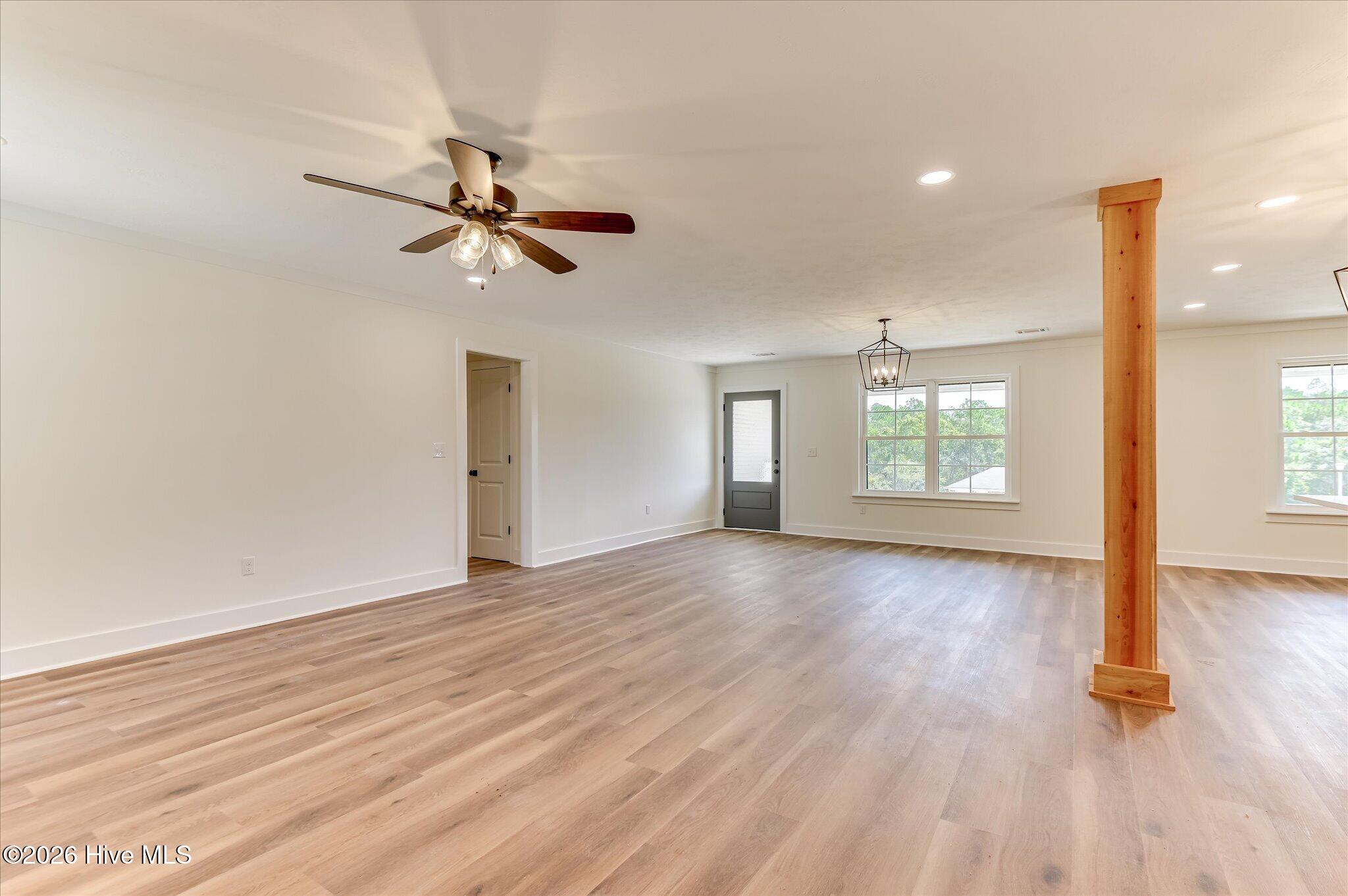 3914 Crest Drive Property Photo 9