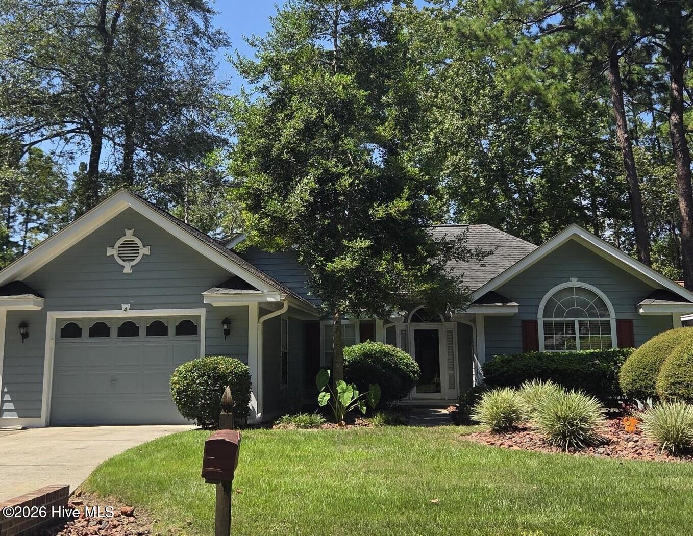 4 Northwest Drive Property Photo 1