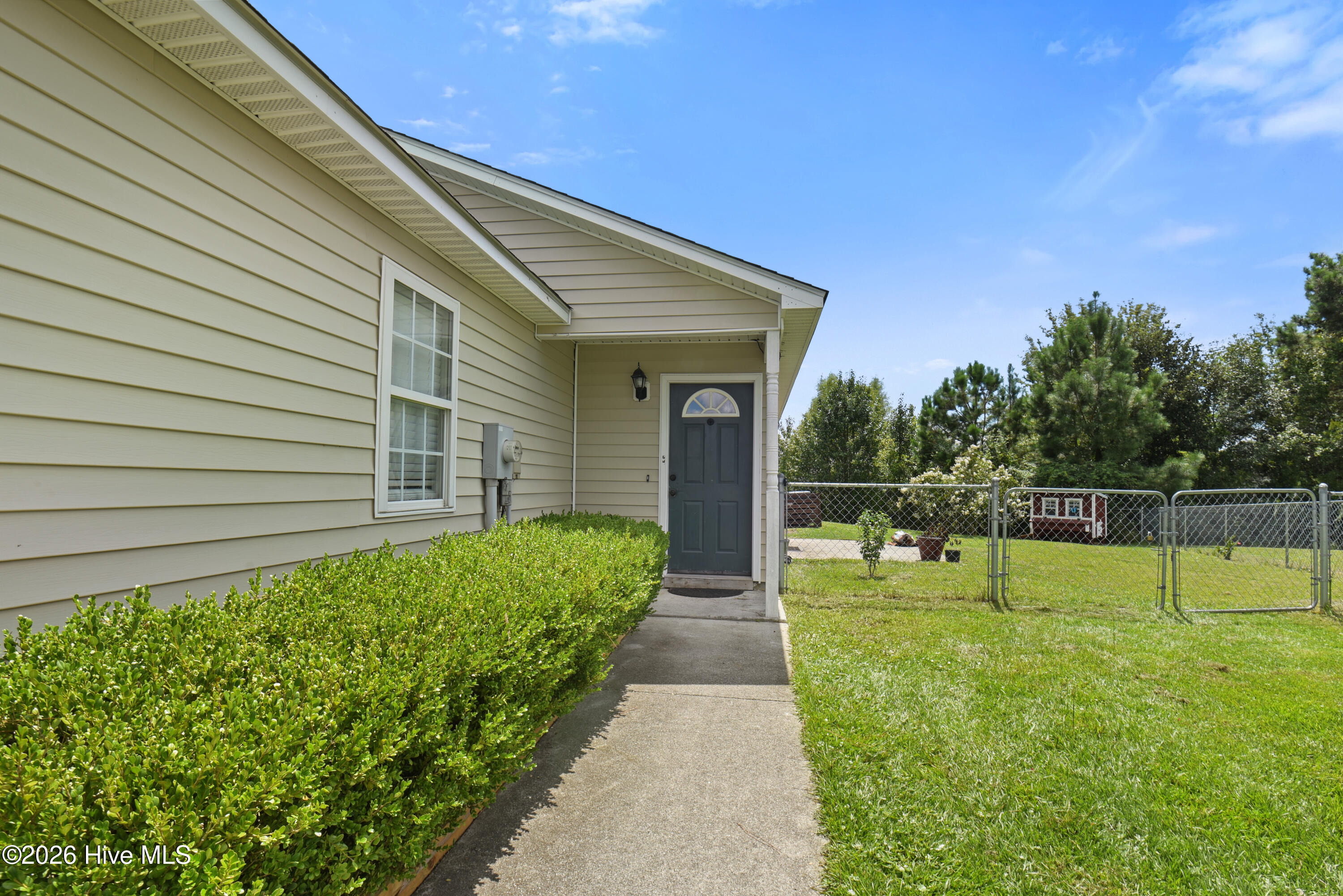 136 Charlton Road Property Photo 4