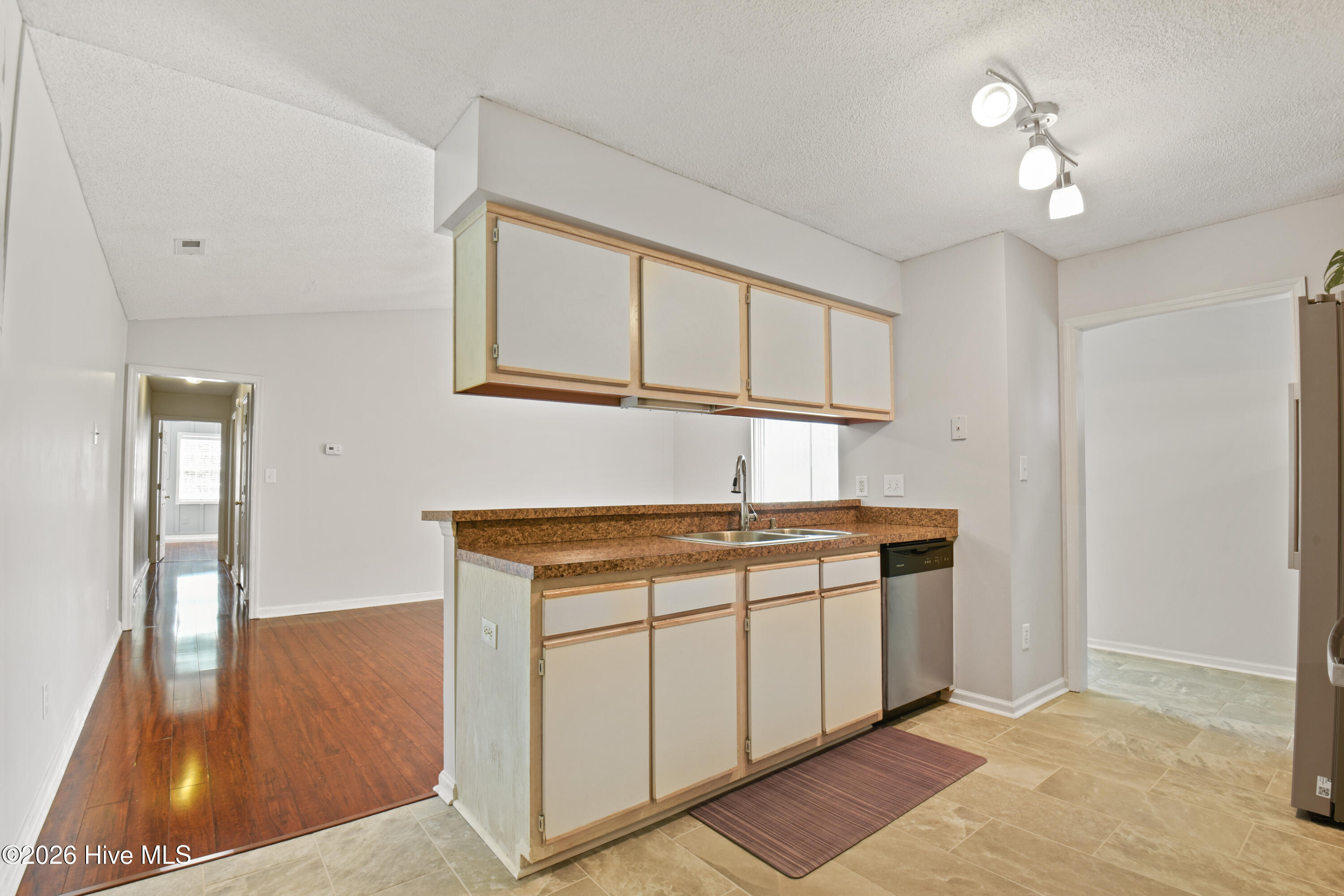 136 Charlton Road Property Photo 7