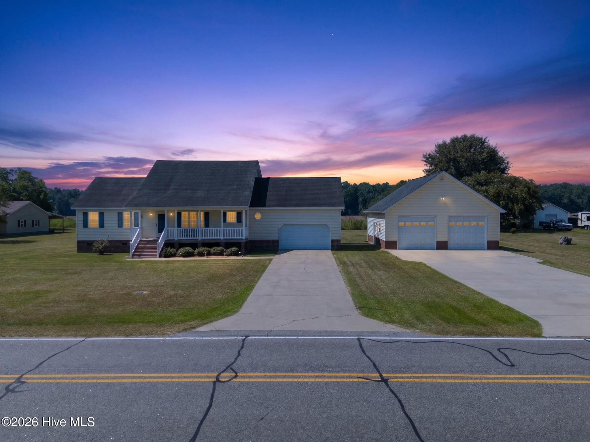 926 Chambers Ferry Road Property Photo 1