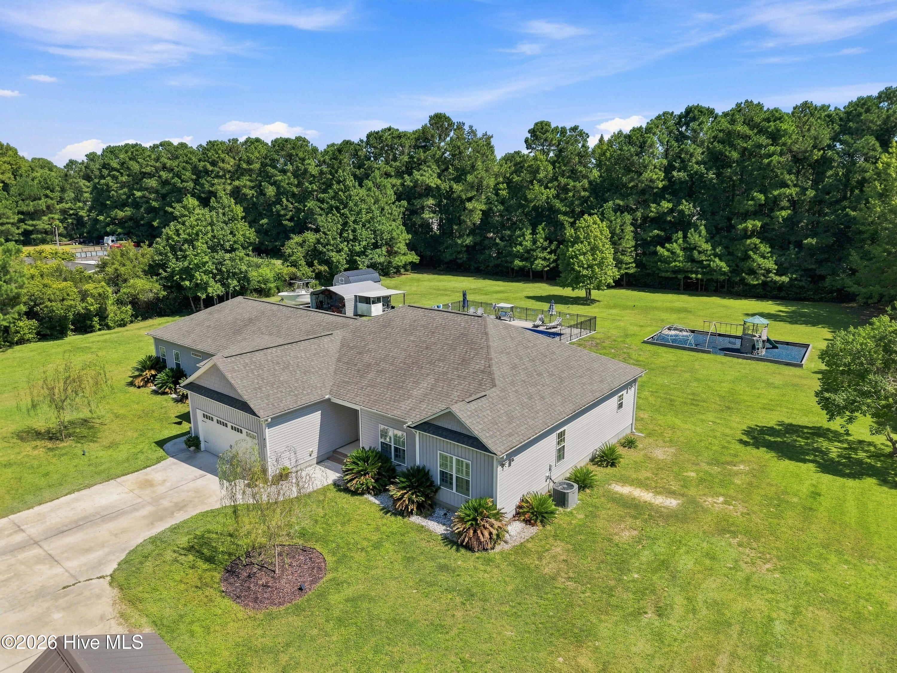 437 Howards Landing Road Property Photo 8