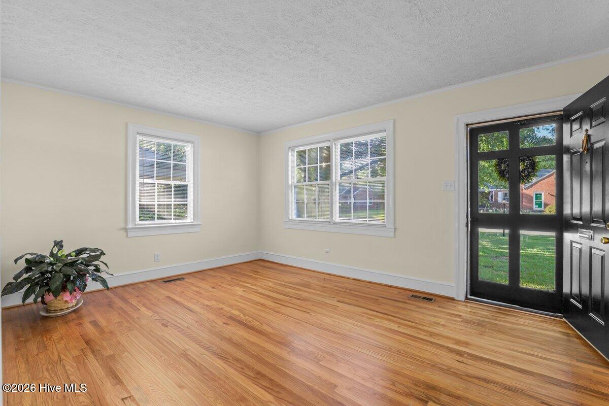 1509 Rose Street Property Photo 5