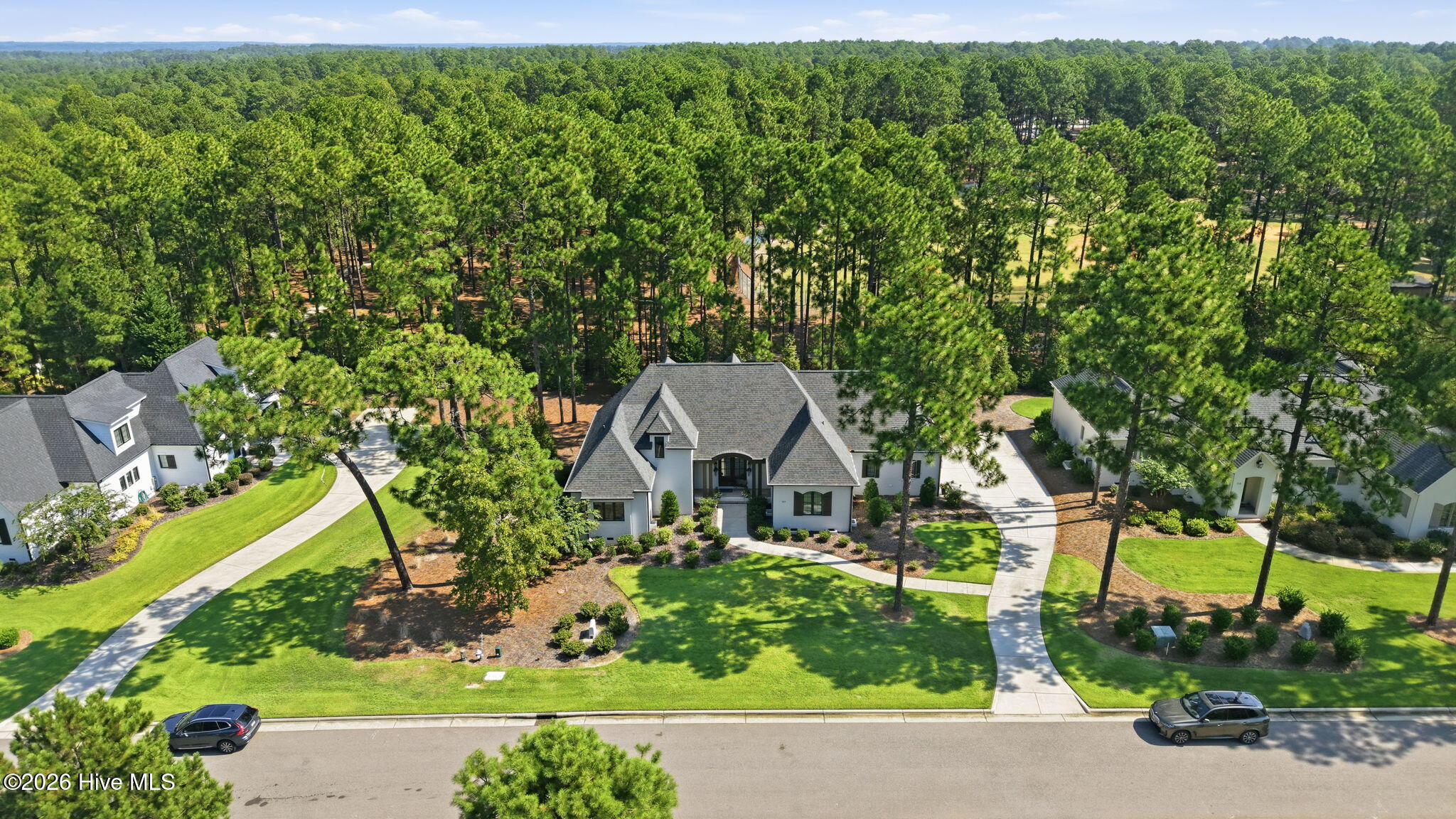 109 Chanticleer Drive Property Photo 3