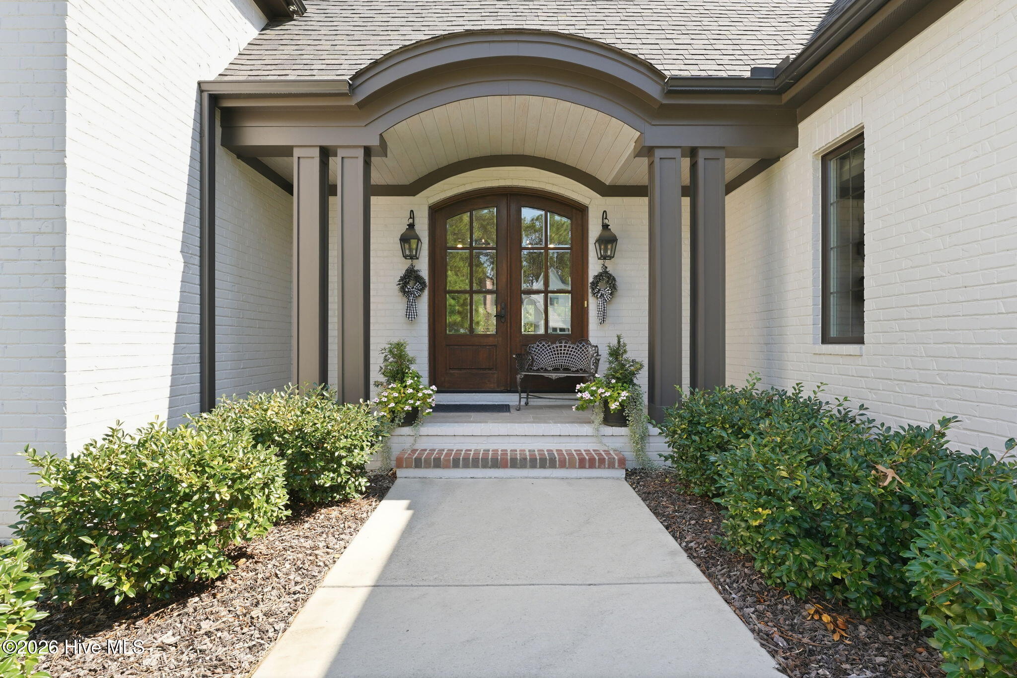 109 Chanticleer Drive Property Photo 4