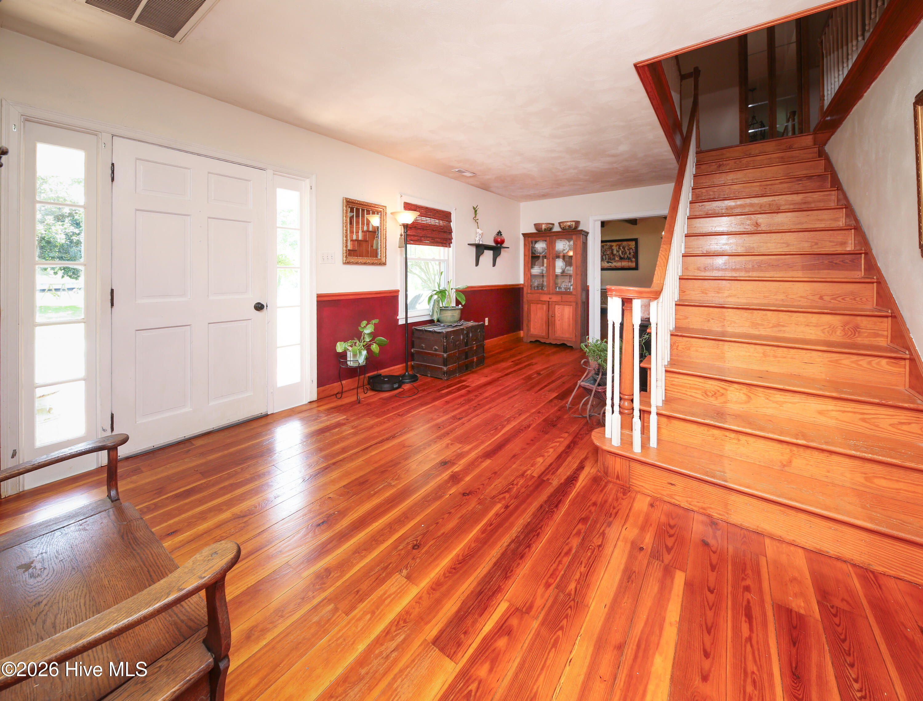 108 Hawkins Lane Property Photo 4