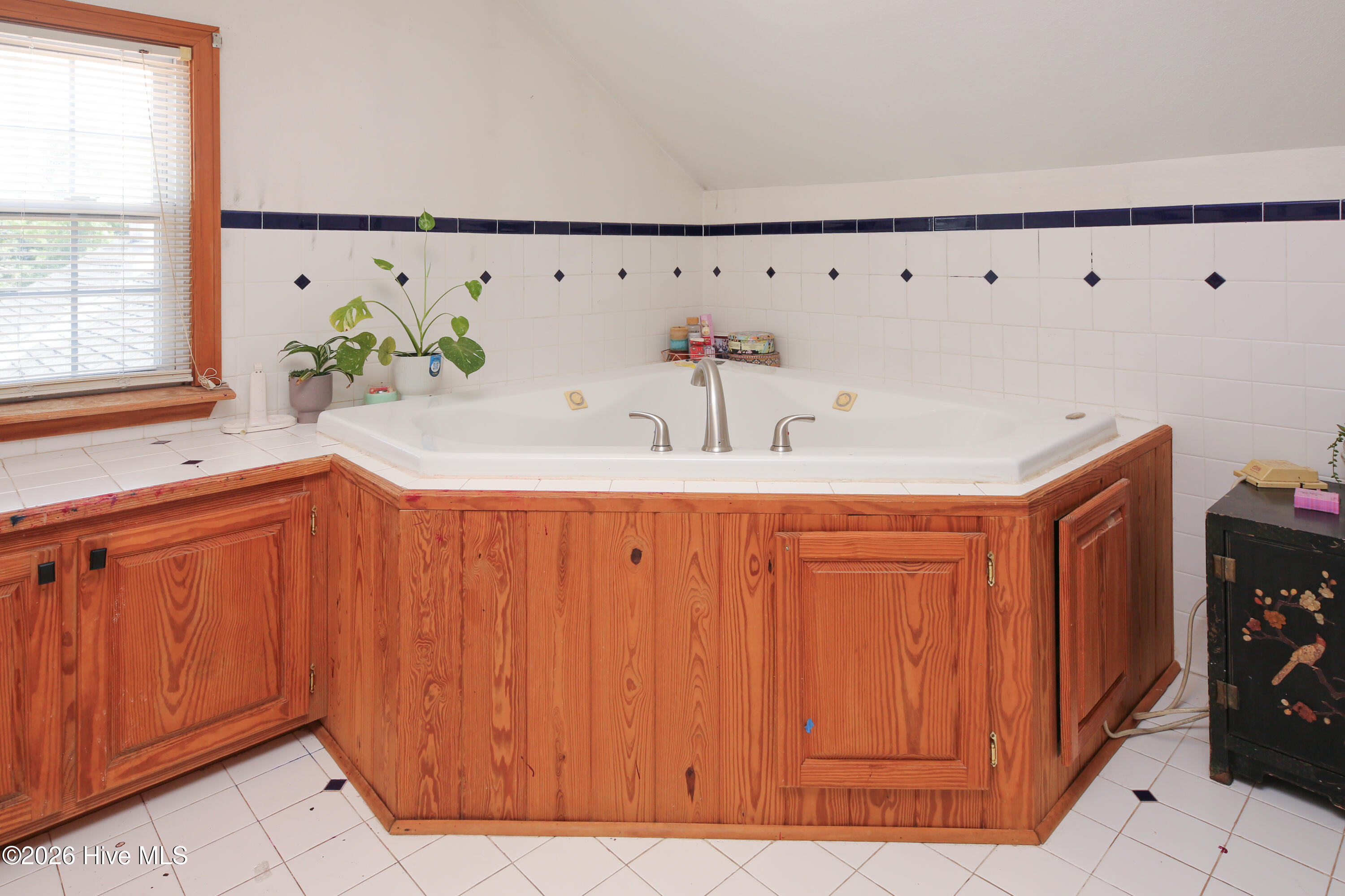 108 Hawkins Lane Property Photo 36