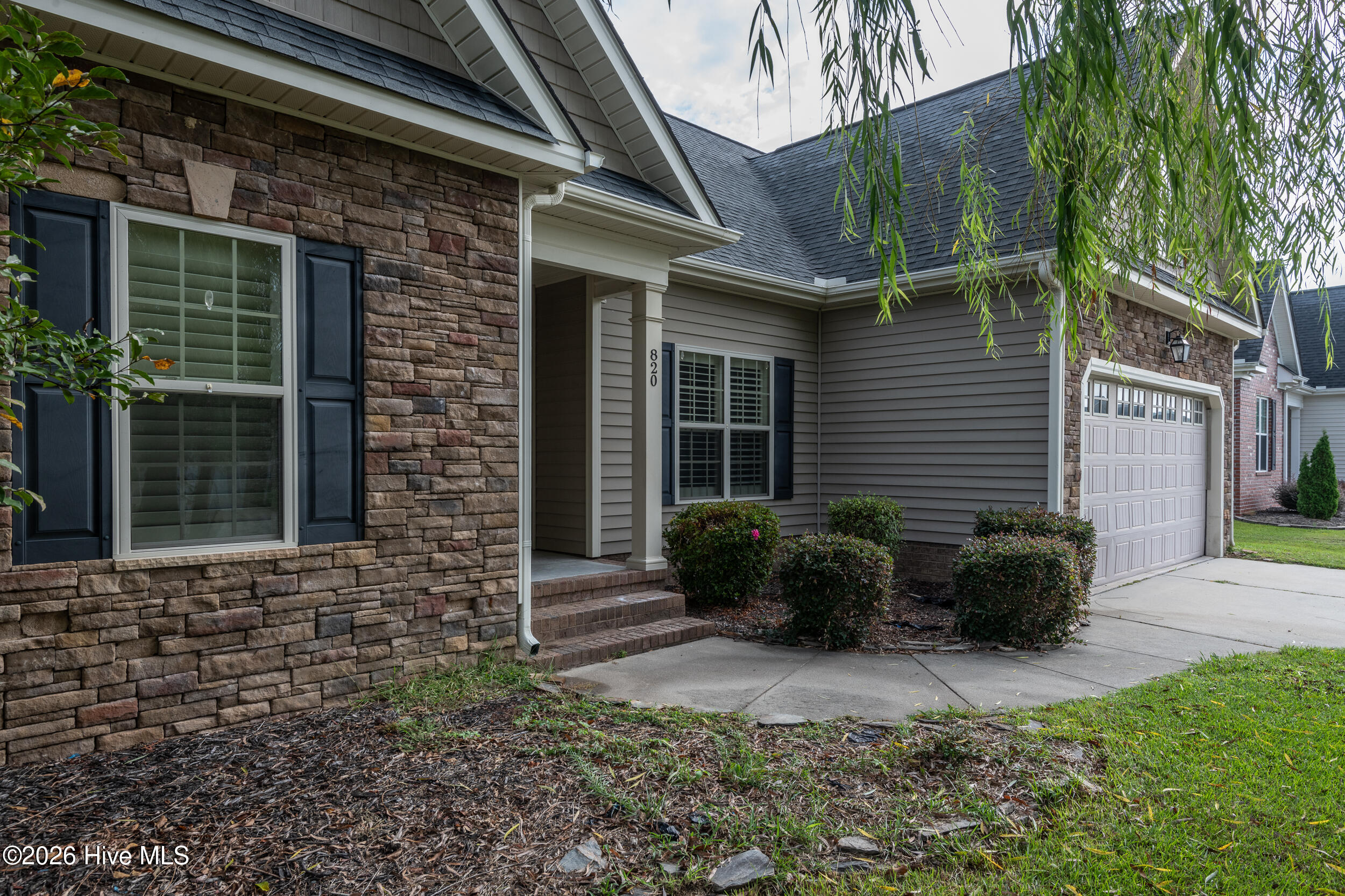 820 Megan Drive Property Photo 11