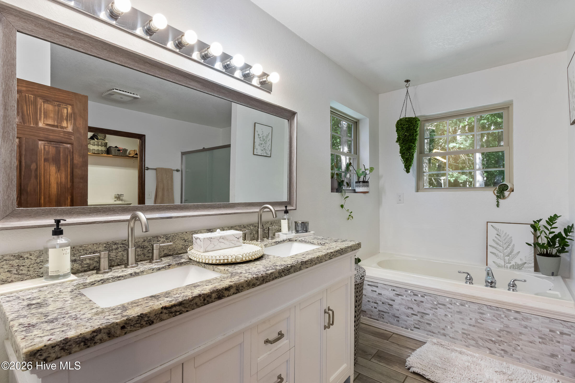241 Bunny Run Property Photo 42