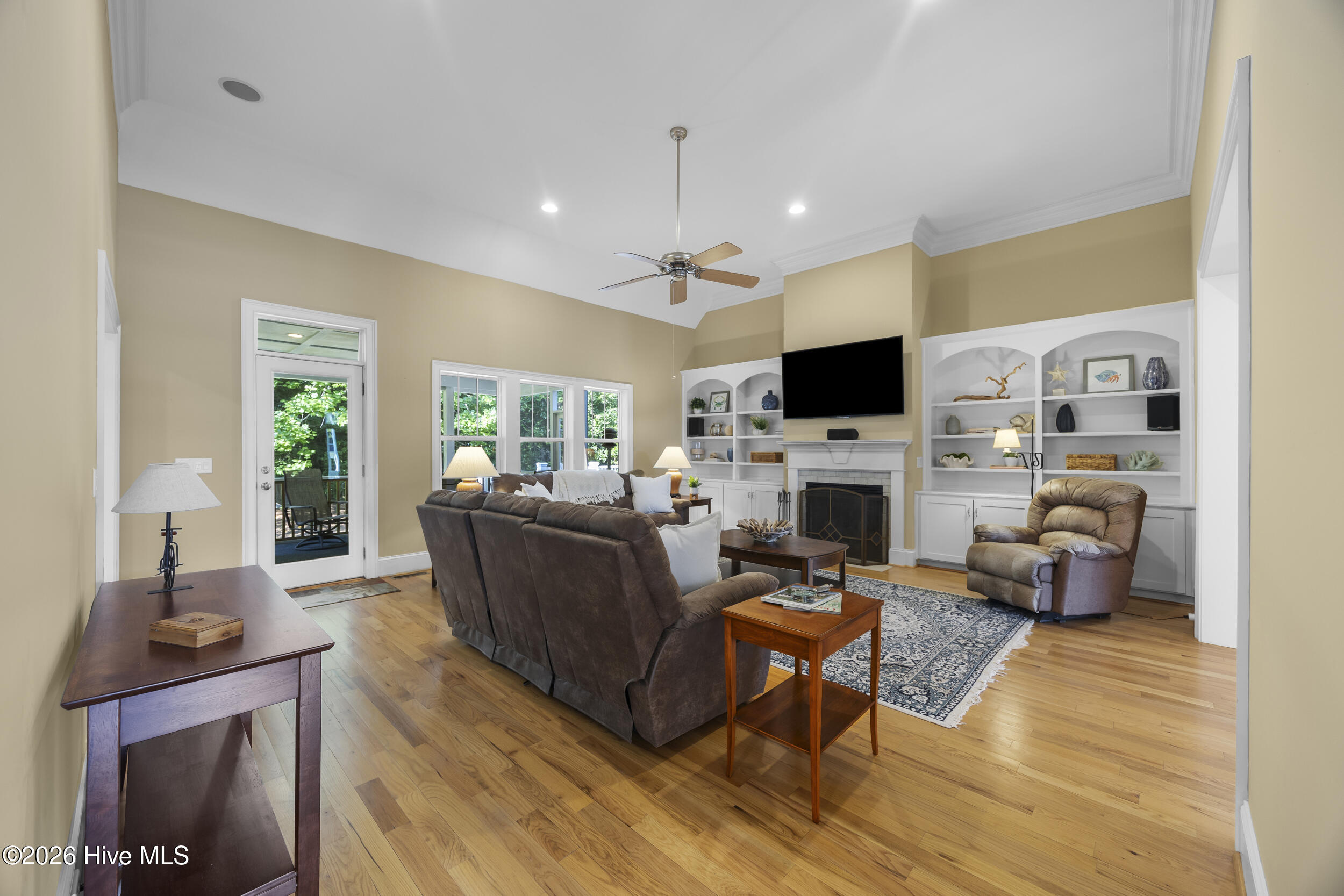 8762 Ramsbury Way Property Photo 6