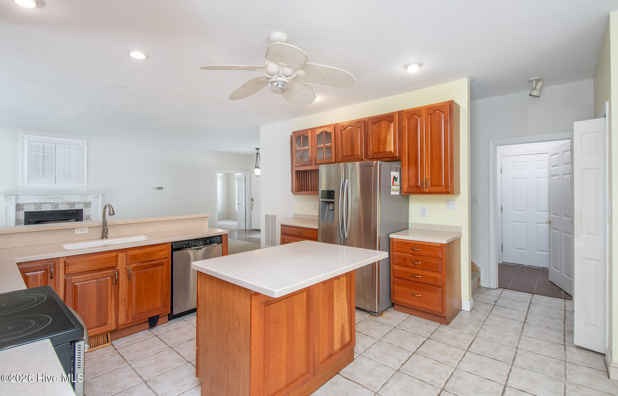 305 Augusta Court Property Photo 17