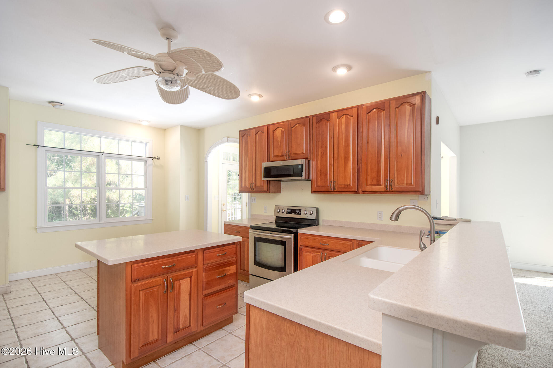 305 Augusta Court Property Photo 18