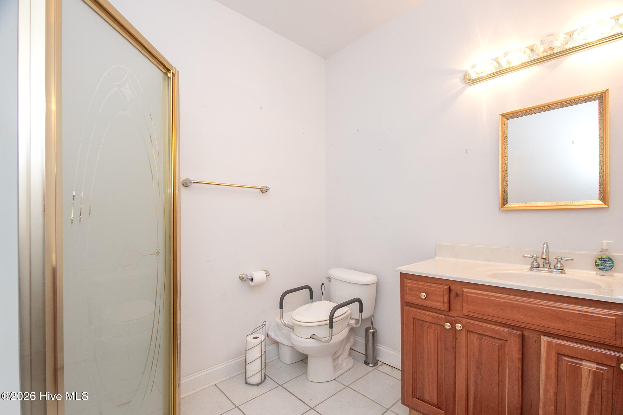 305 Augusta Court Property Photo 35