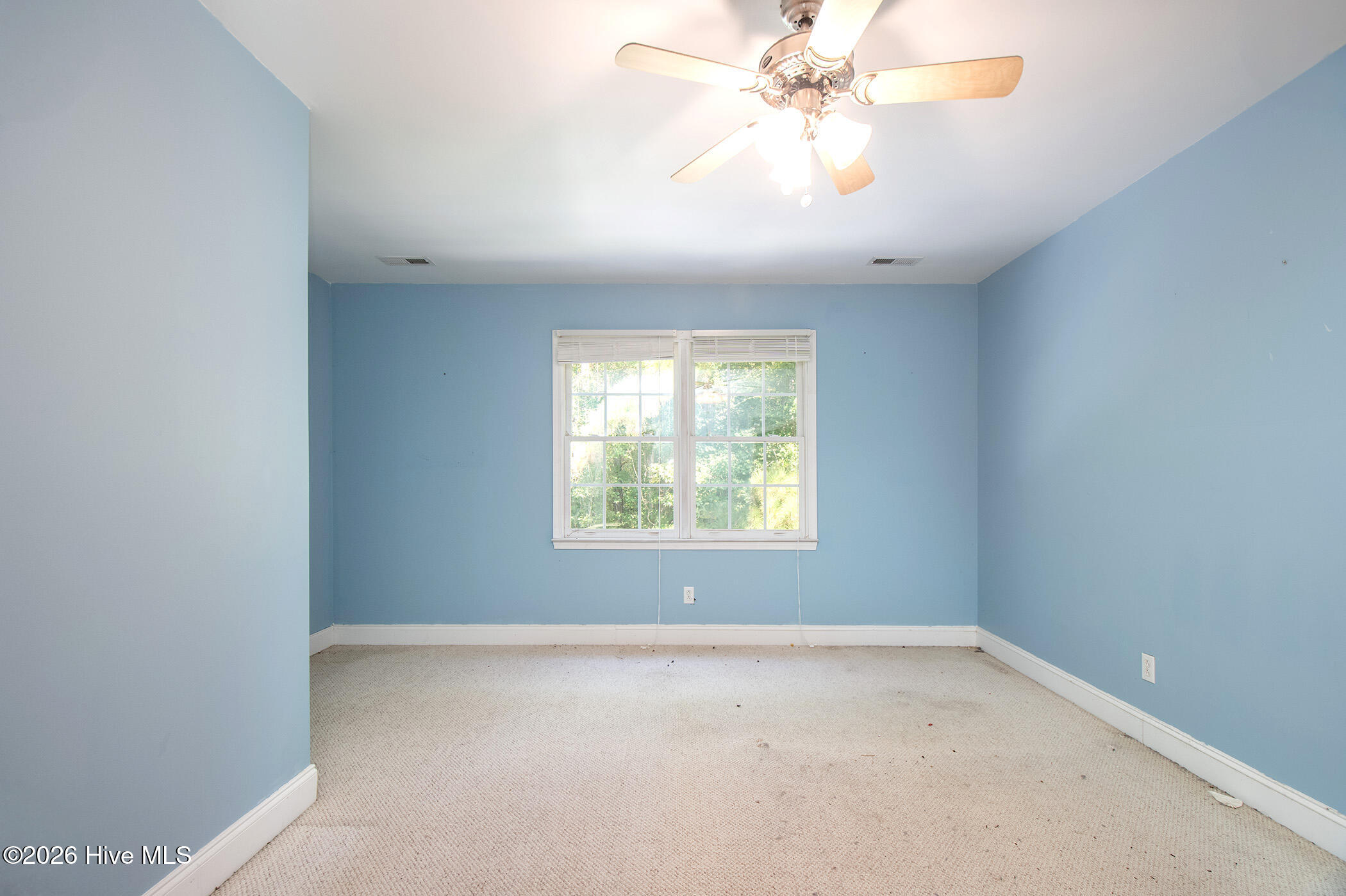 305 Augusta Court Property Photo 36