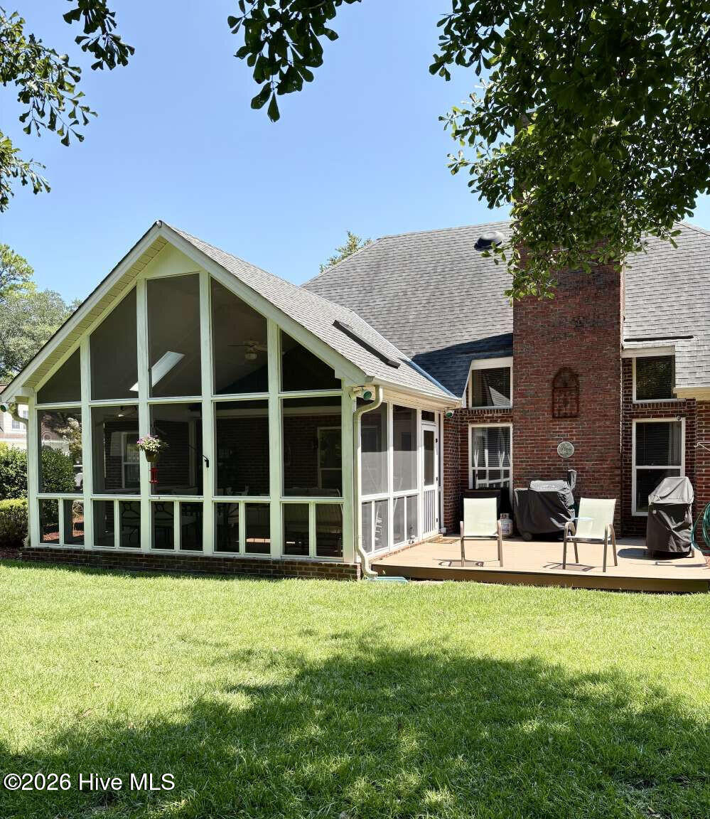 200 Snug Harbour Drive Property Photo 3