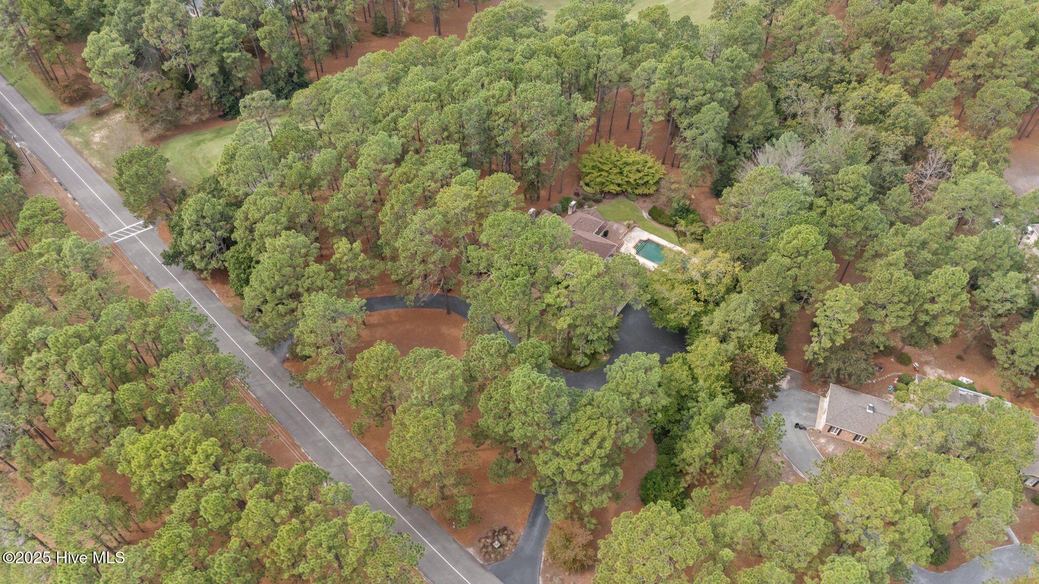 35 Lake Dornoch Drive Property Photo 69