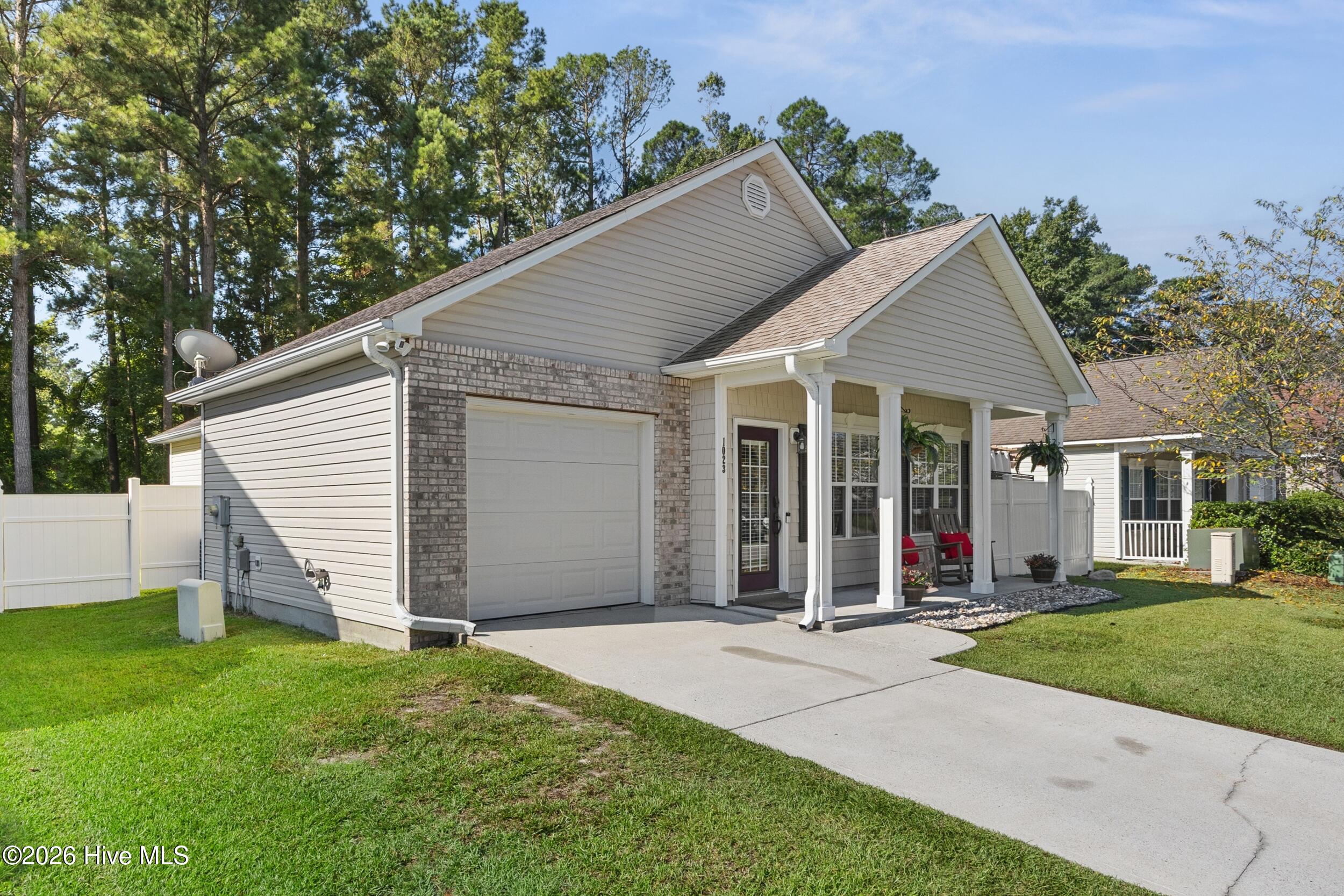 1023 Lake Jones Road Property Photo 2