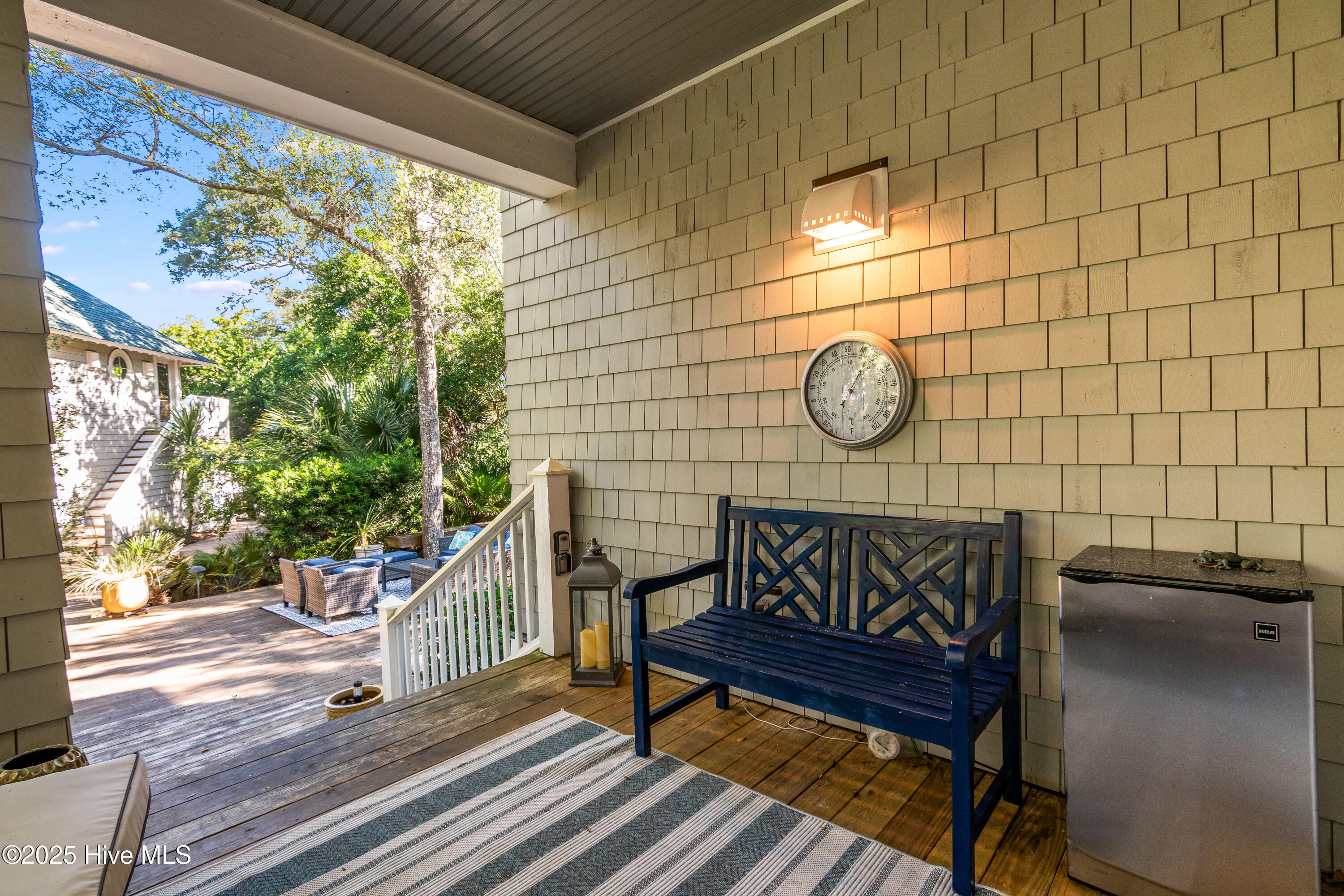 6 Keypost Court Property Photo 9