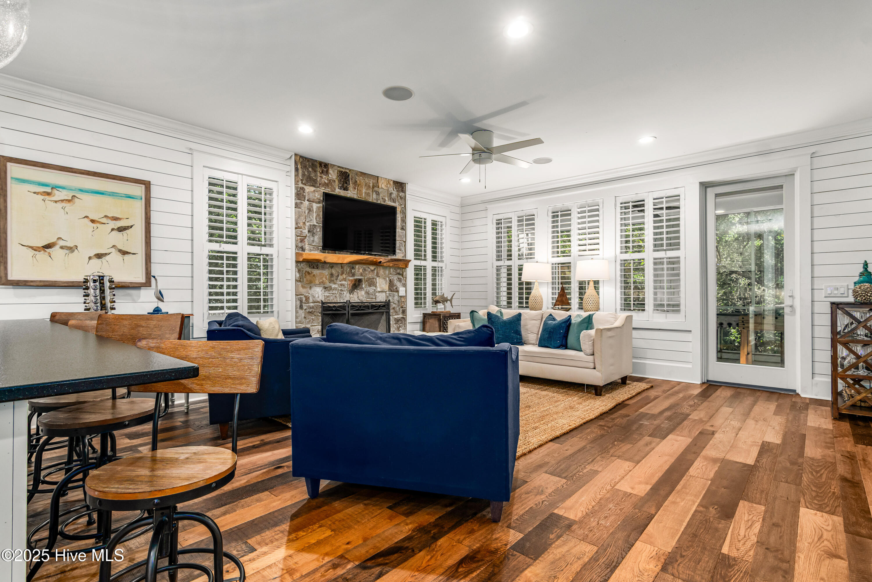 6 Keypost Court Property Photo 18