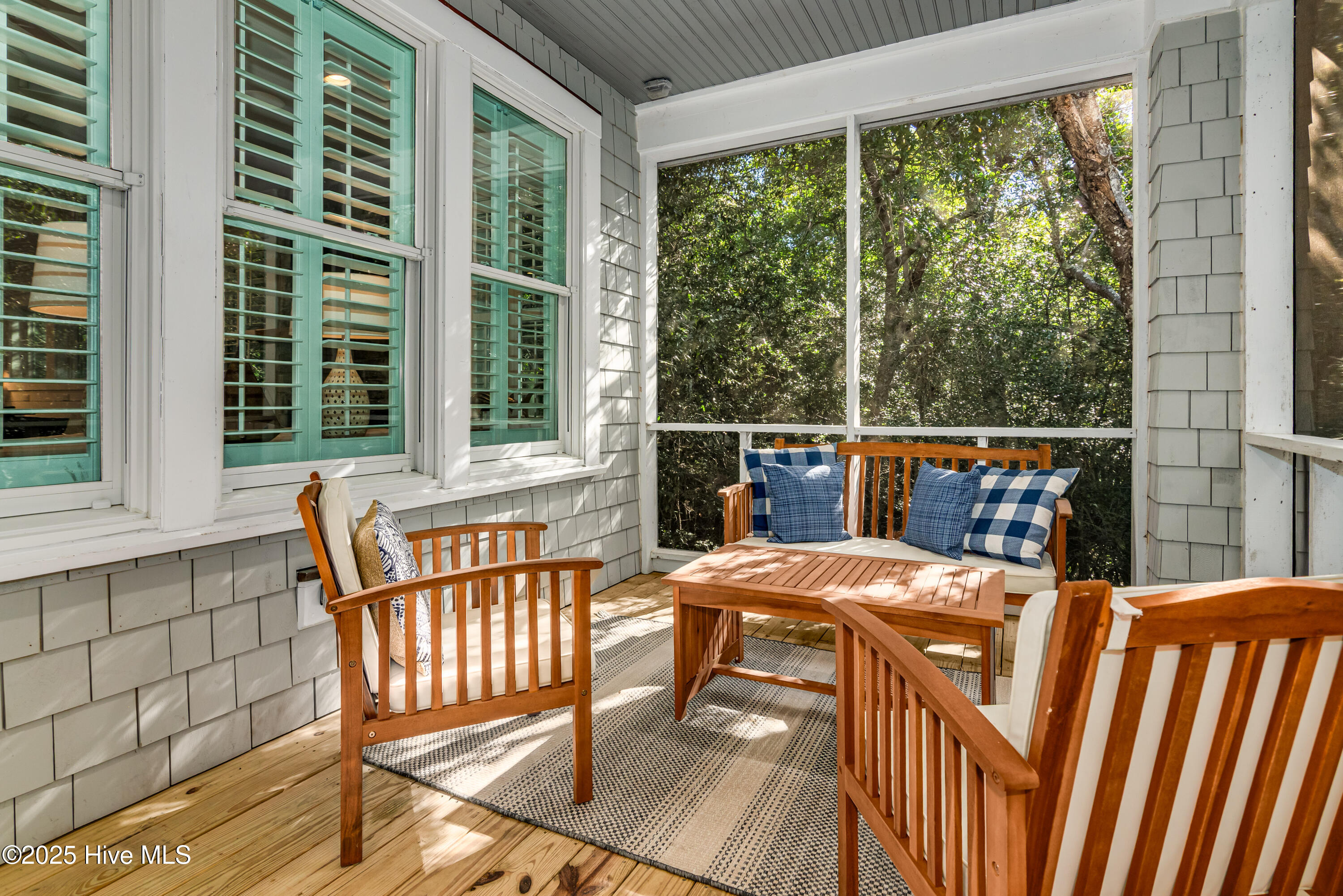 6 Keypost Court Property Photo 27