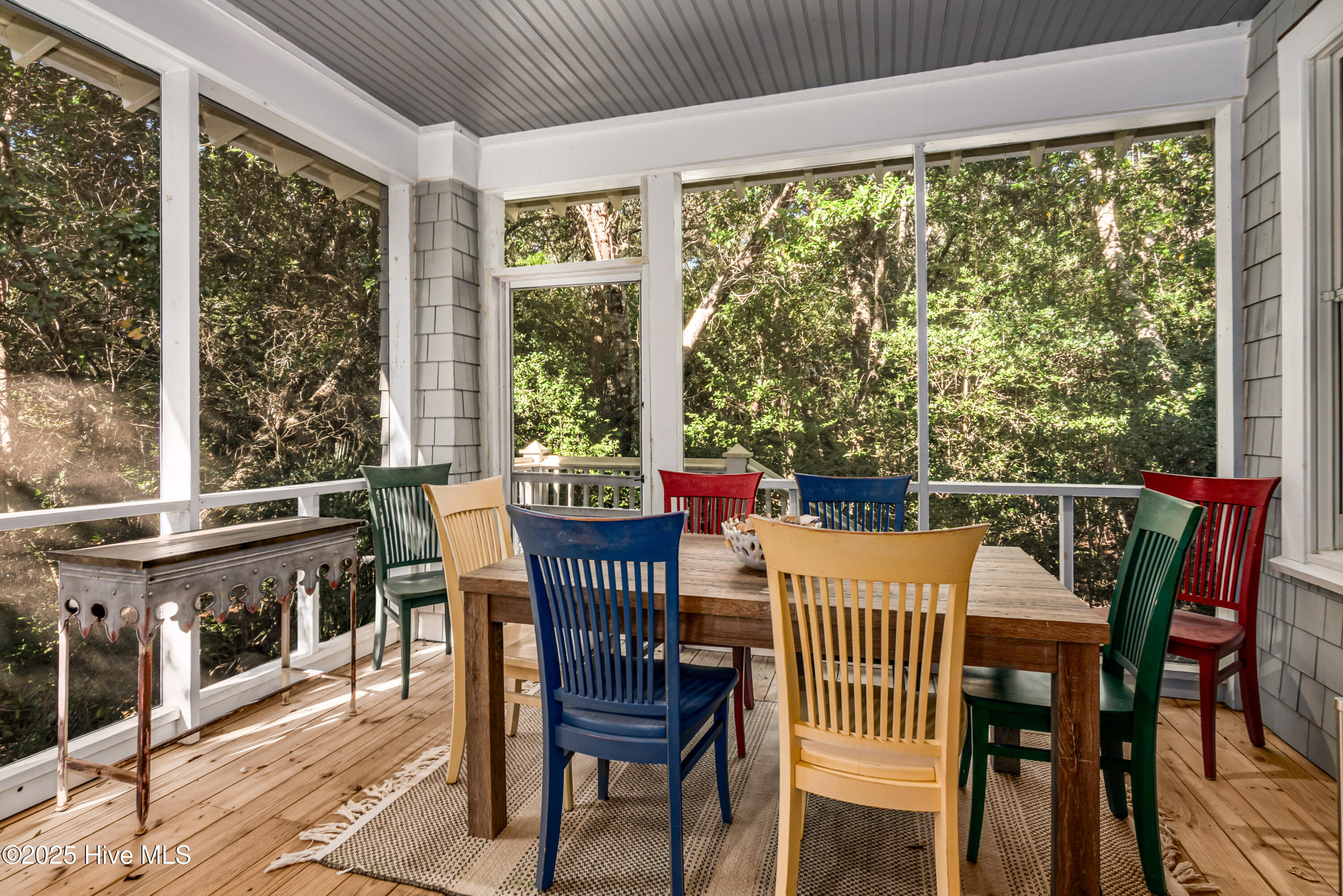 6 Keypost Court Property Photo 29