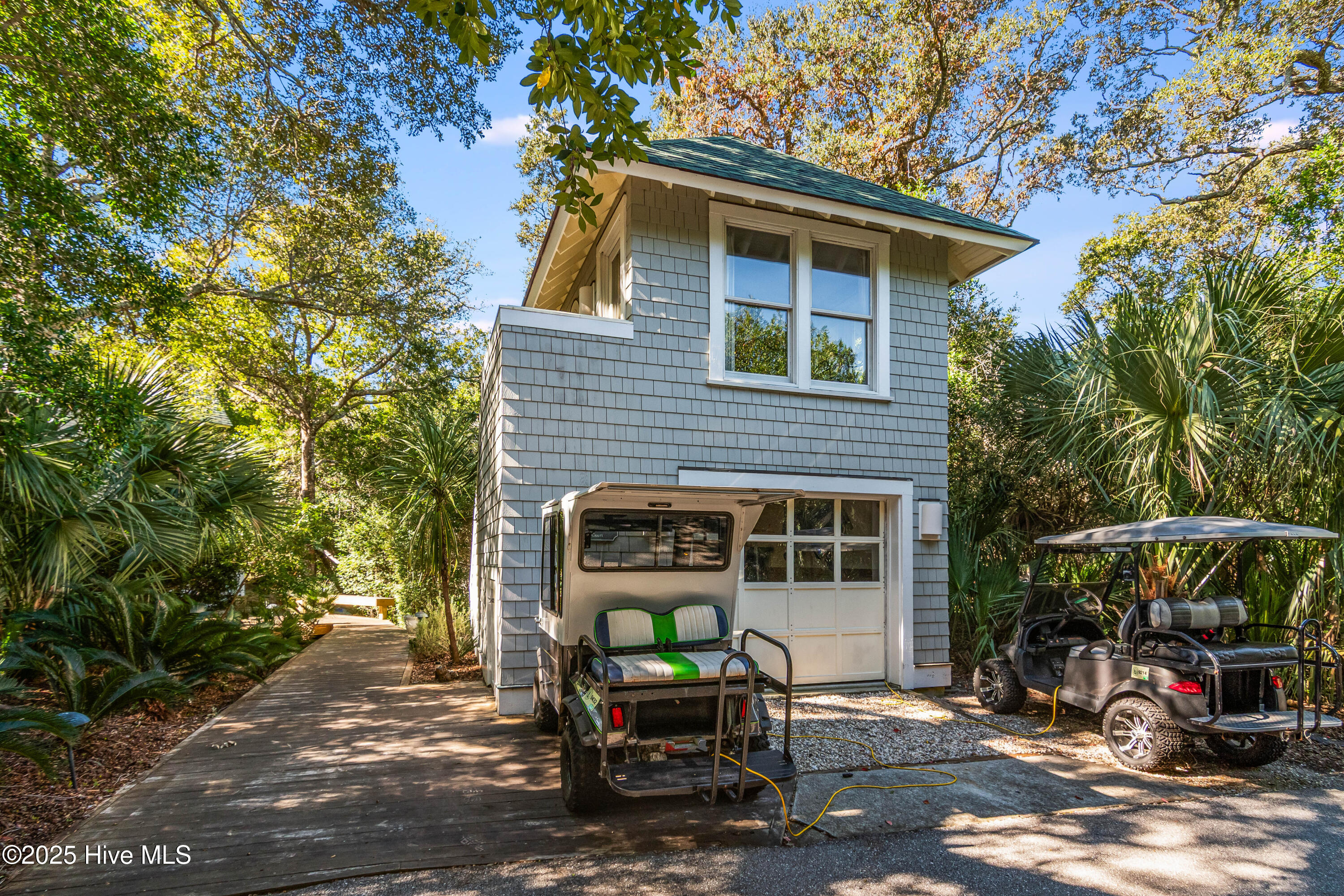 6 Keypost Court Property Photo 63
