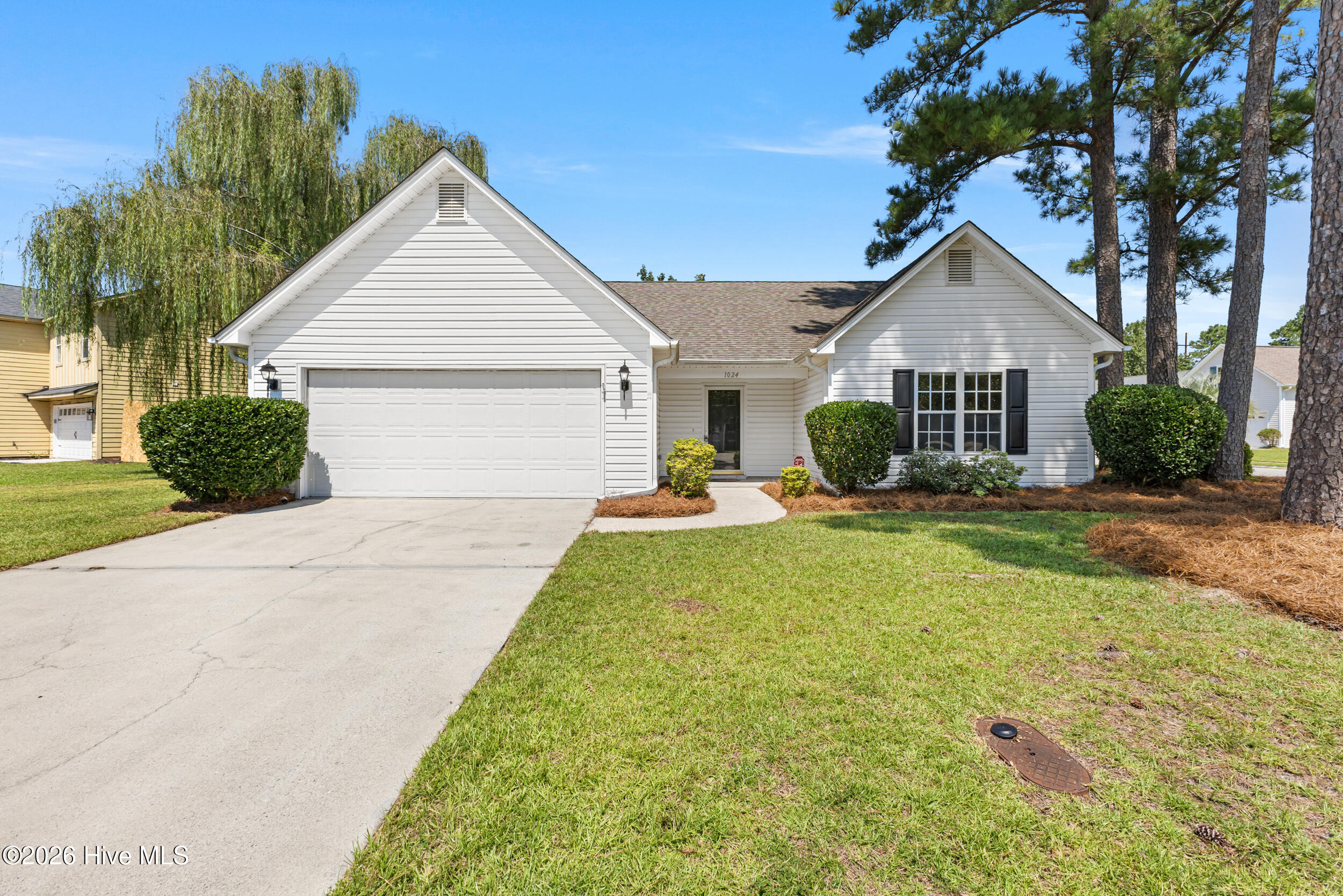 1024 Winterberry Circle Property Photo 1