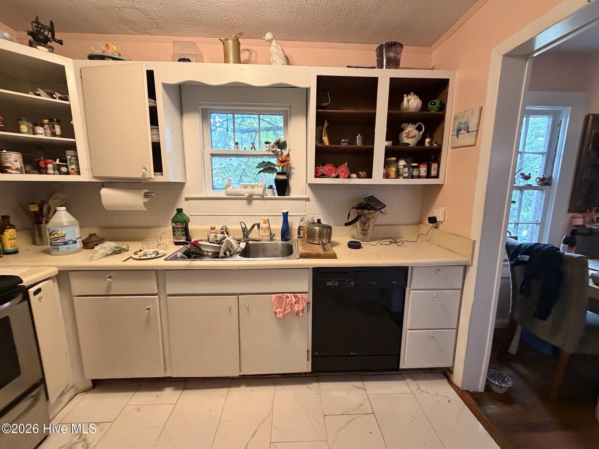 176 White Oak Street Property Photo 15